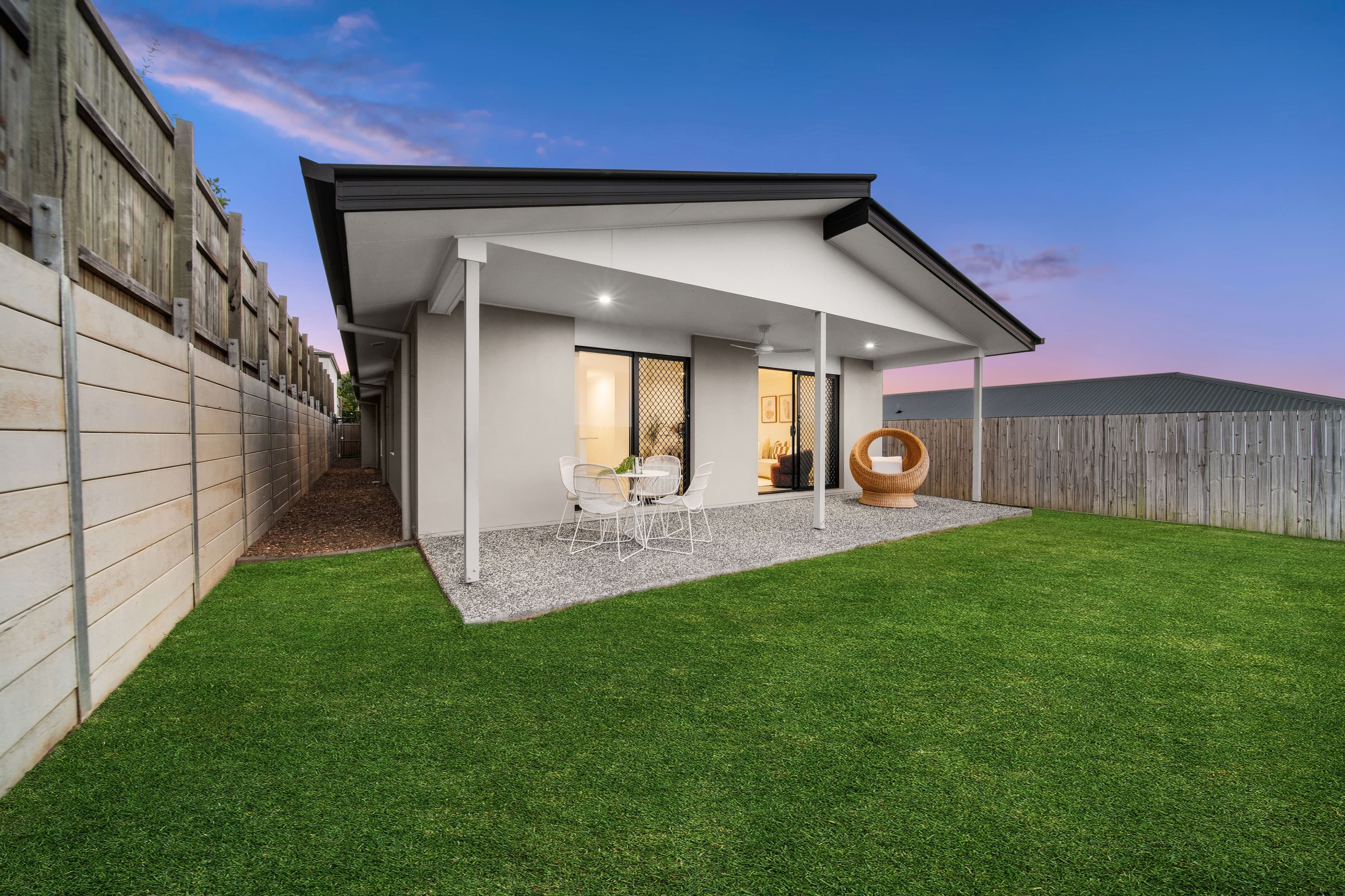 19 Broxburn Circuit, Spring Mountain — photo 1 of 5