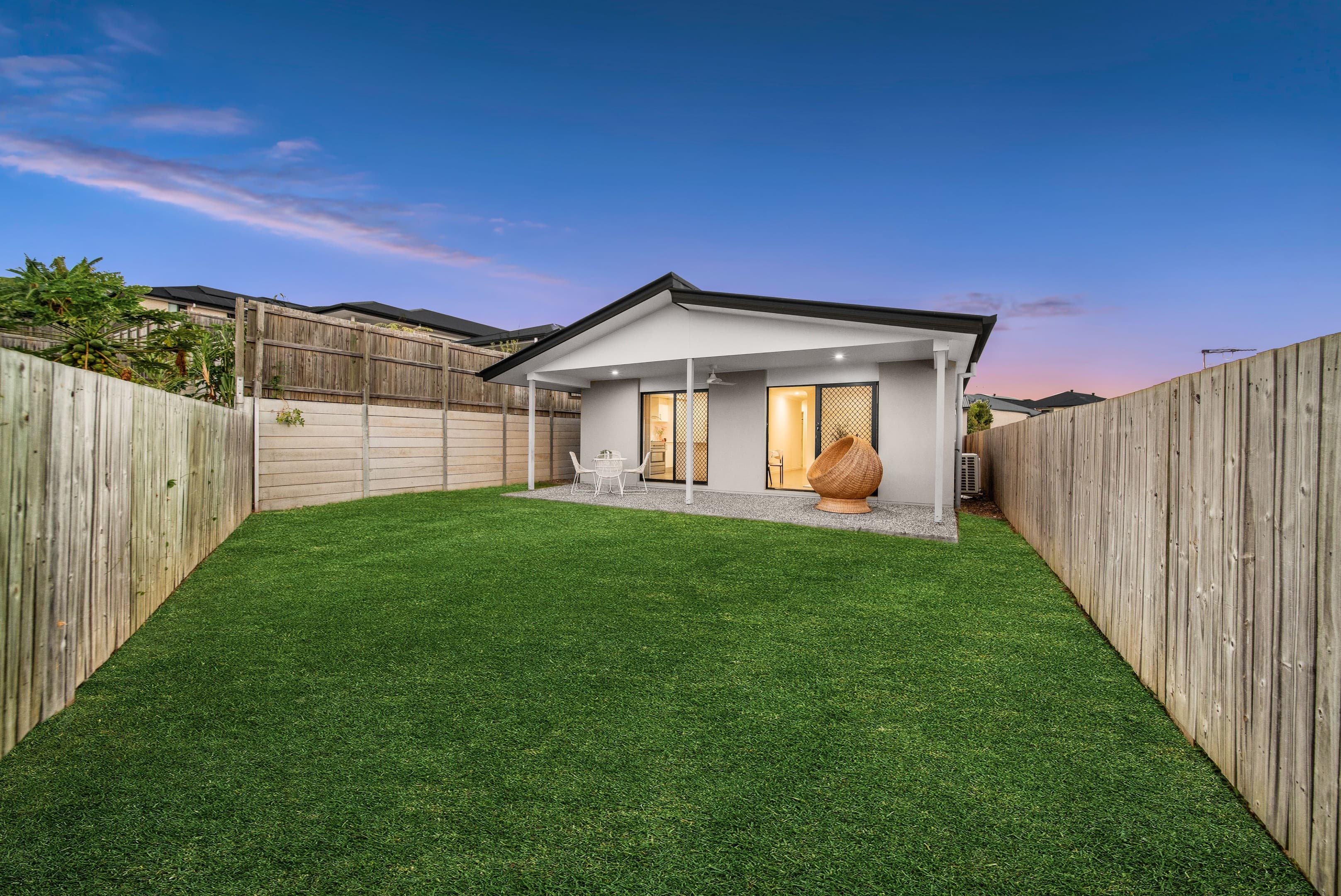 19 Broxburn Circuit, Spring Mountain — photo 2 of 5