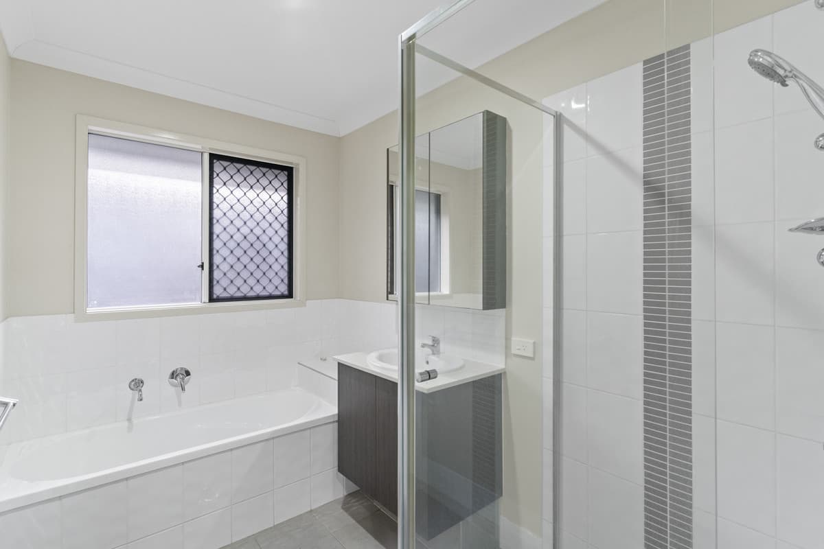 64 Steelwood Street, Heathwood — photo 3 of 5