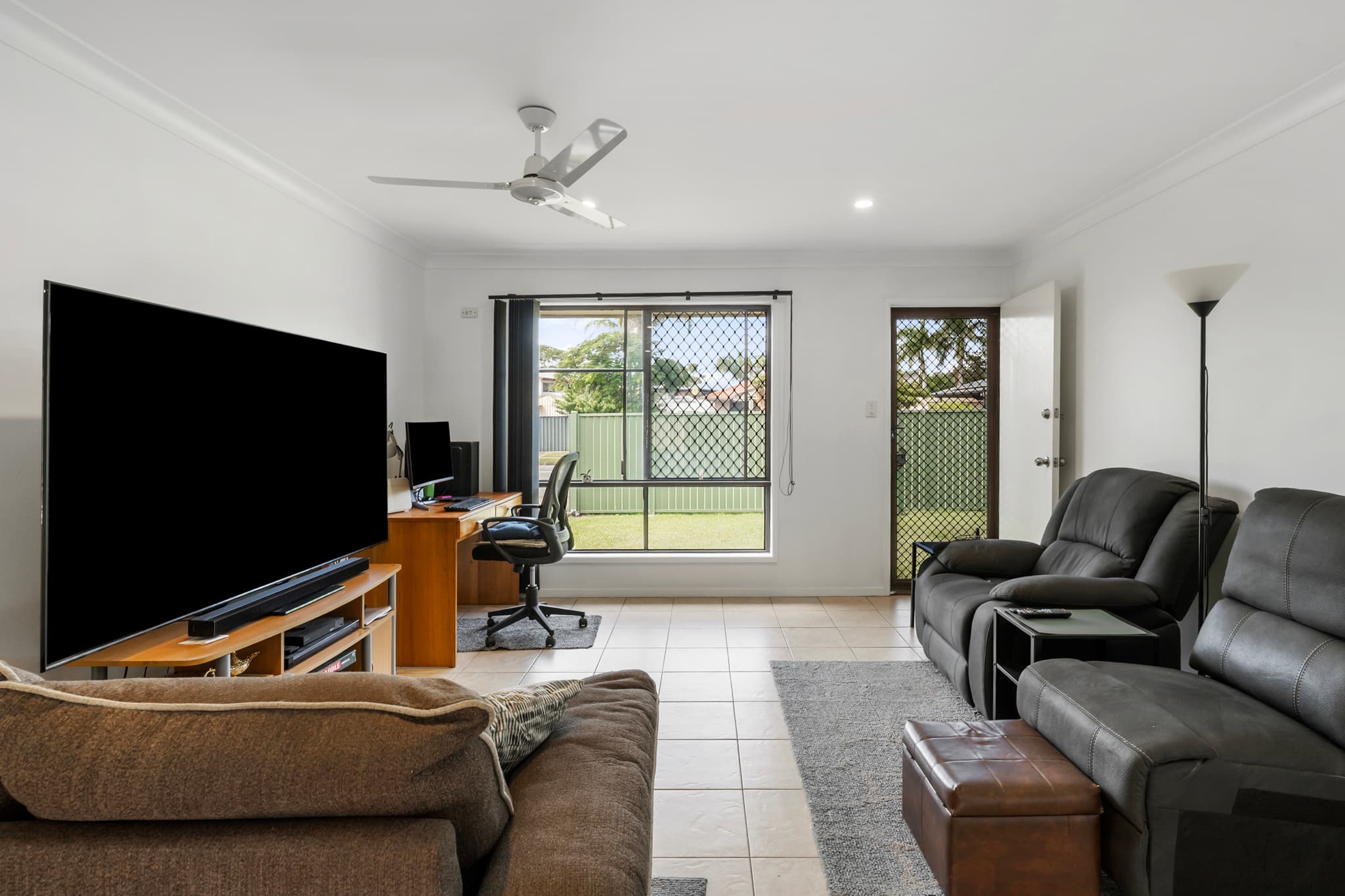21 Miller Street, Kippa-Ring — photo 2 of 21