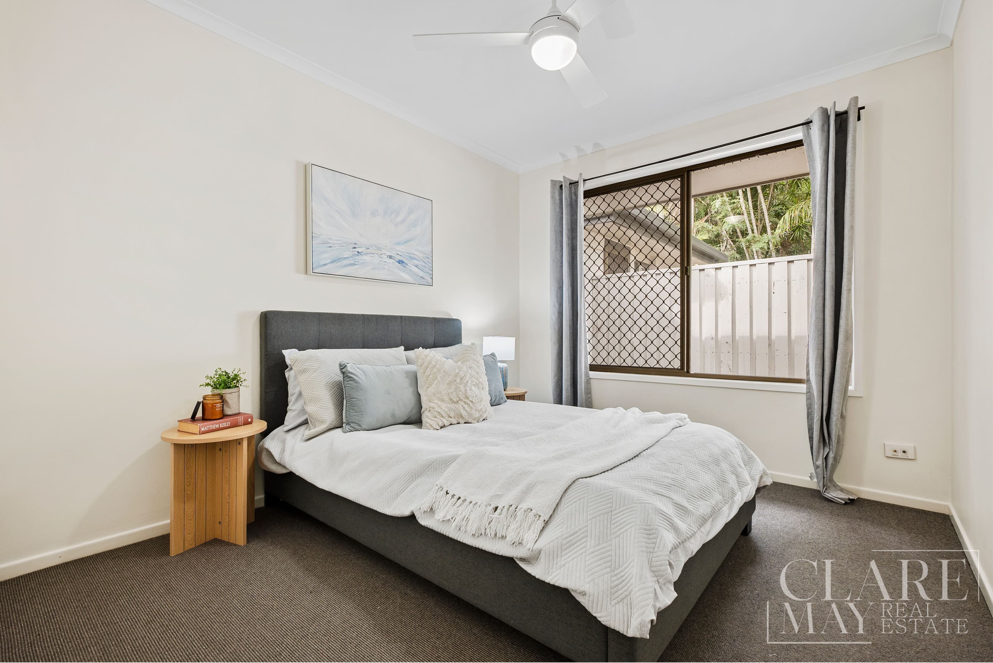 26-28 Steven Street, Camira — photo 3 of 5