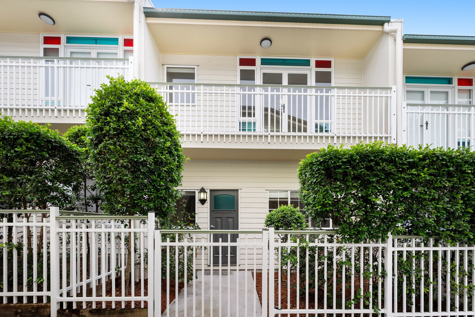 2/11 Ellena Avenue, Greenslopes — photo 1 of 5