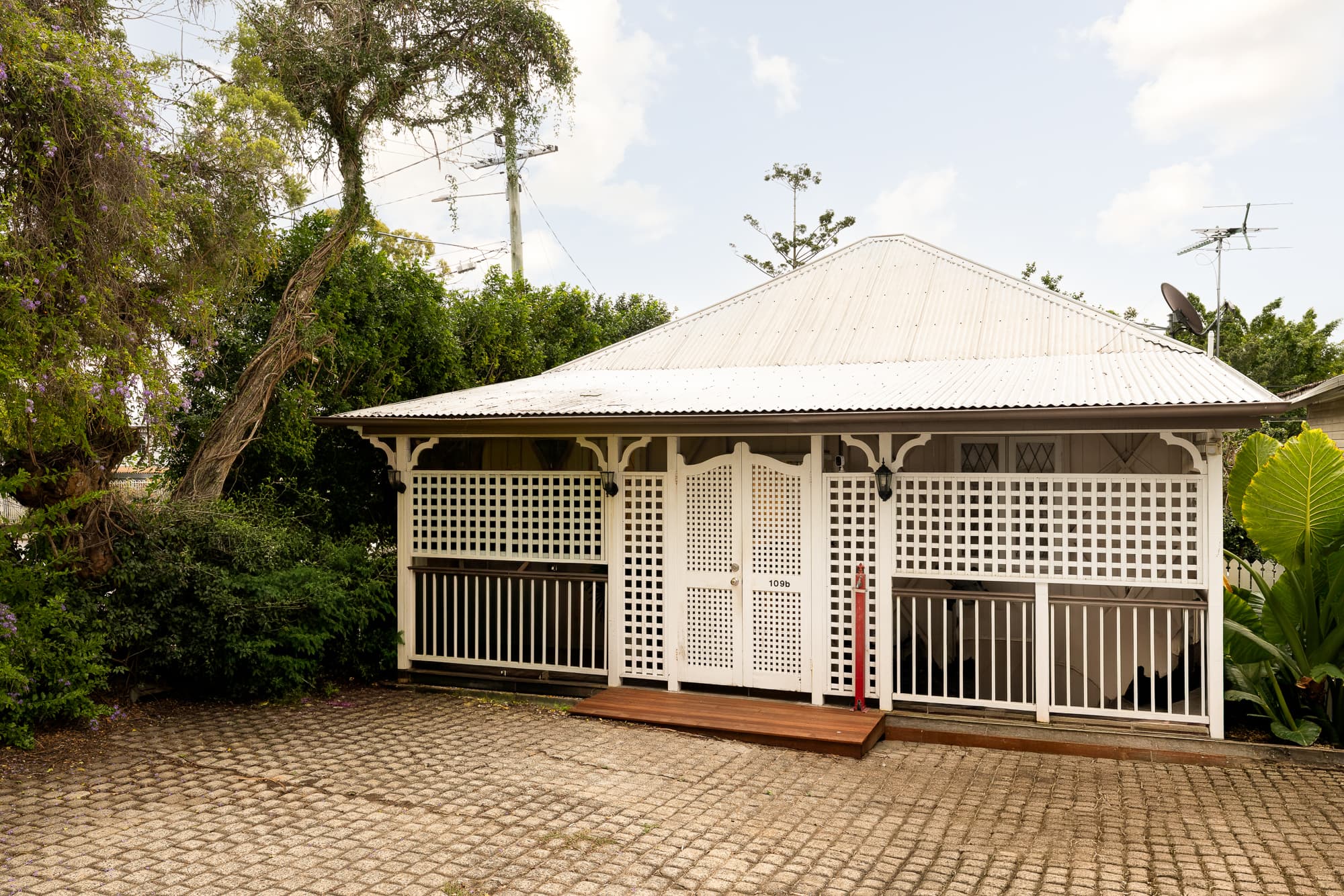 109b Adamson Street, Wooloowin — photo 1 of 5