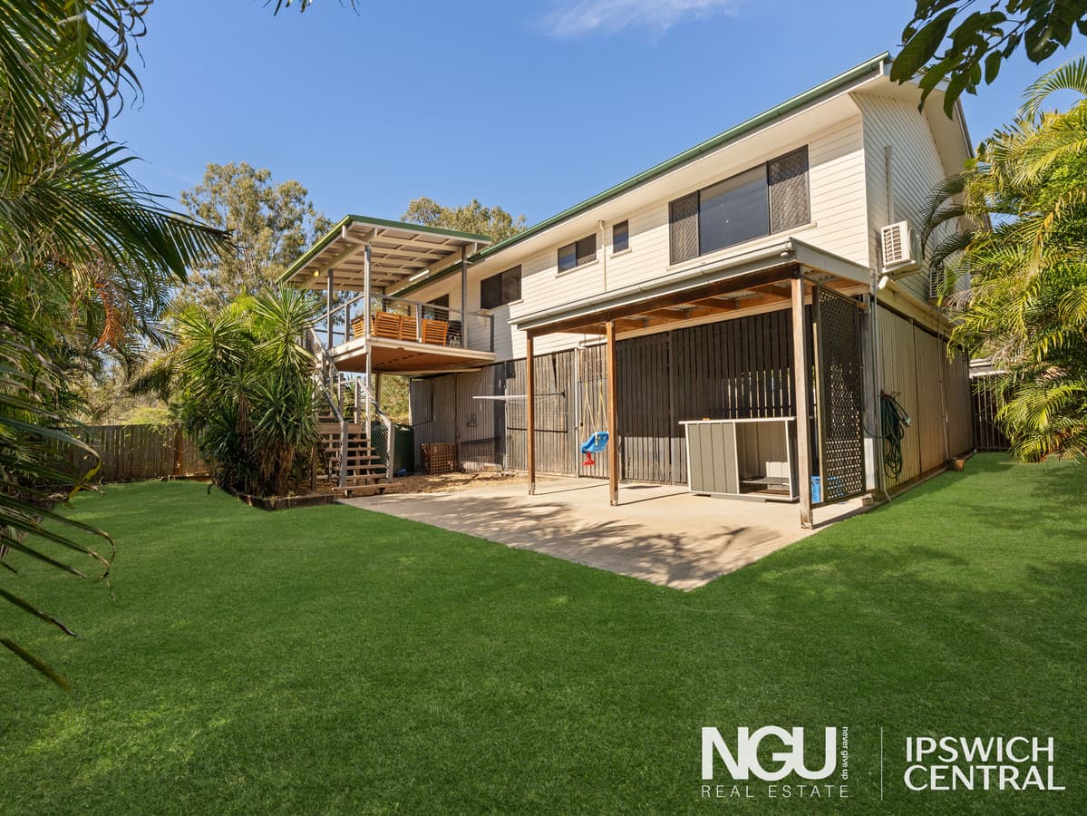 4 Queen Street, Blackstone — photo 1 of 5