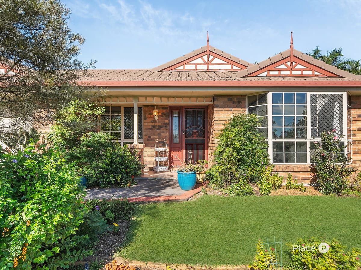 23 Fitzroy Crescent, Murrumba Downs — photo 1 of 5