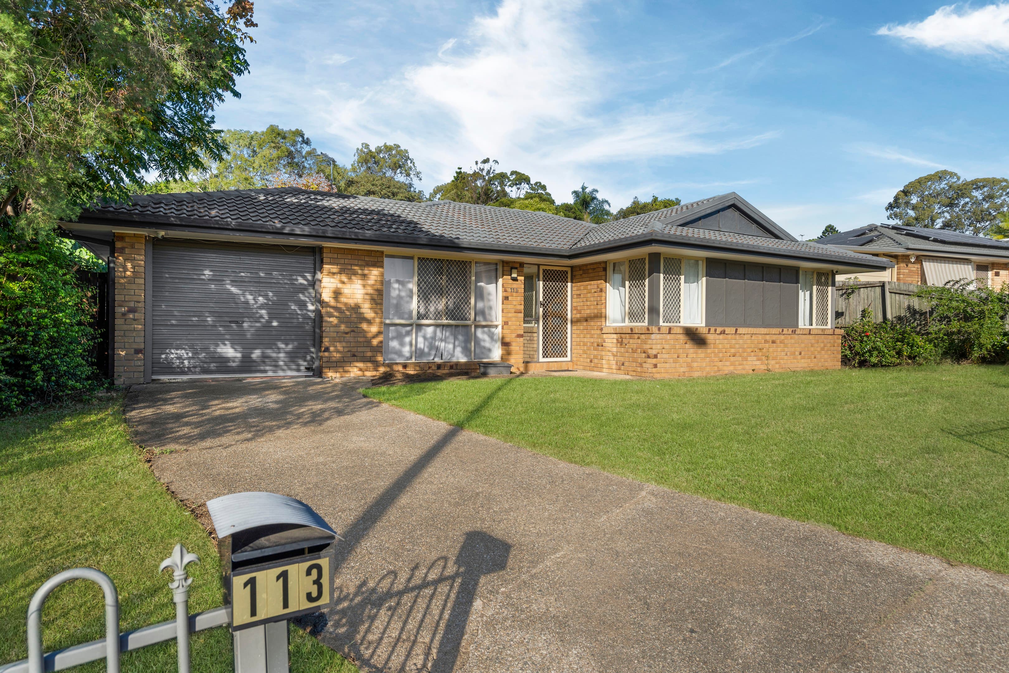 113 Castile Crescent, Edens Landing — photo 1 of 13