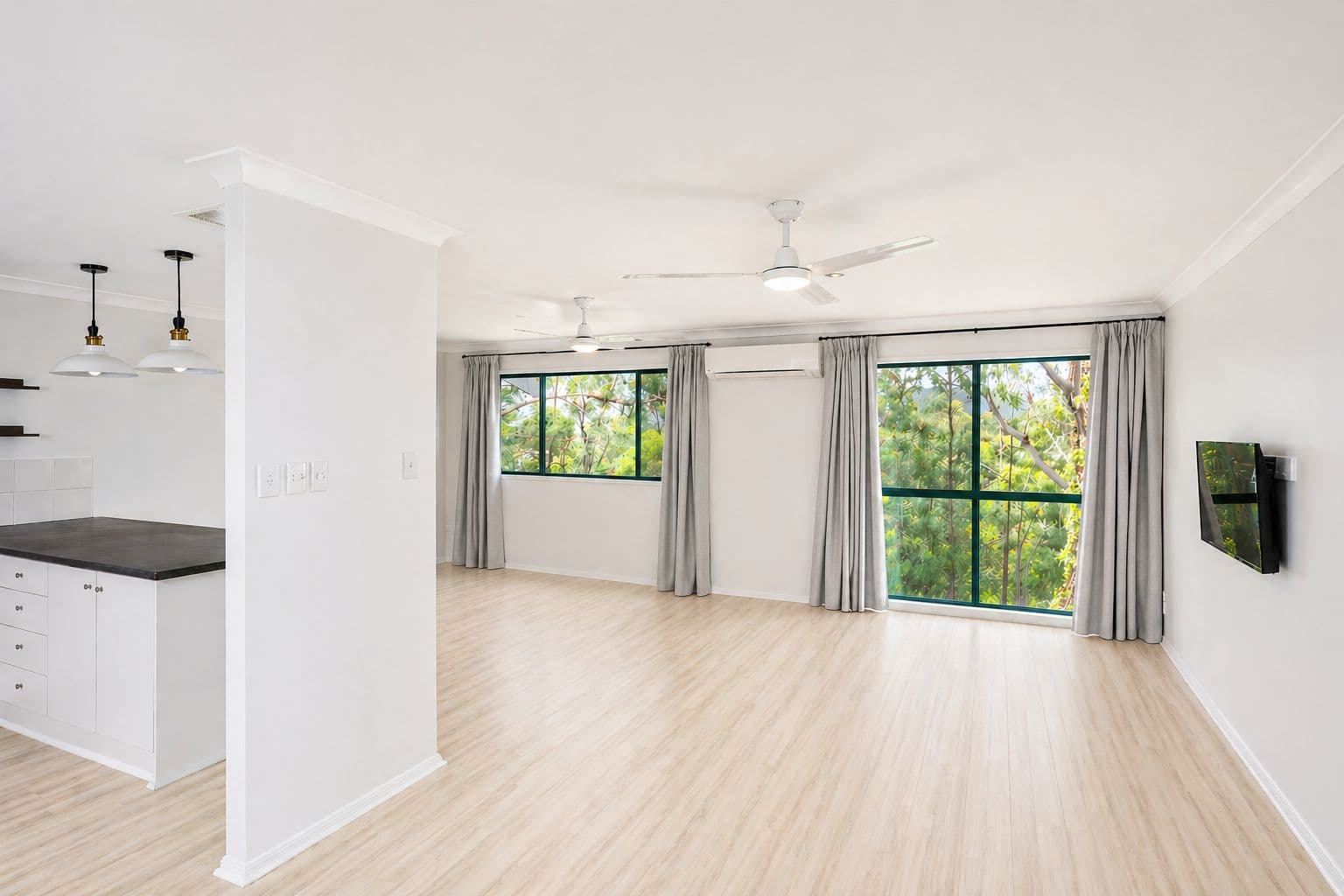 UNIT 1064/6 Crestridge Crescent, Oxenford — photo 1 of 5