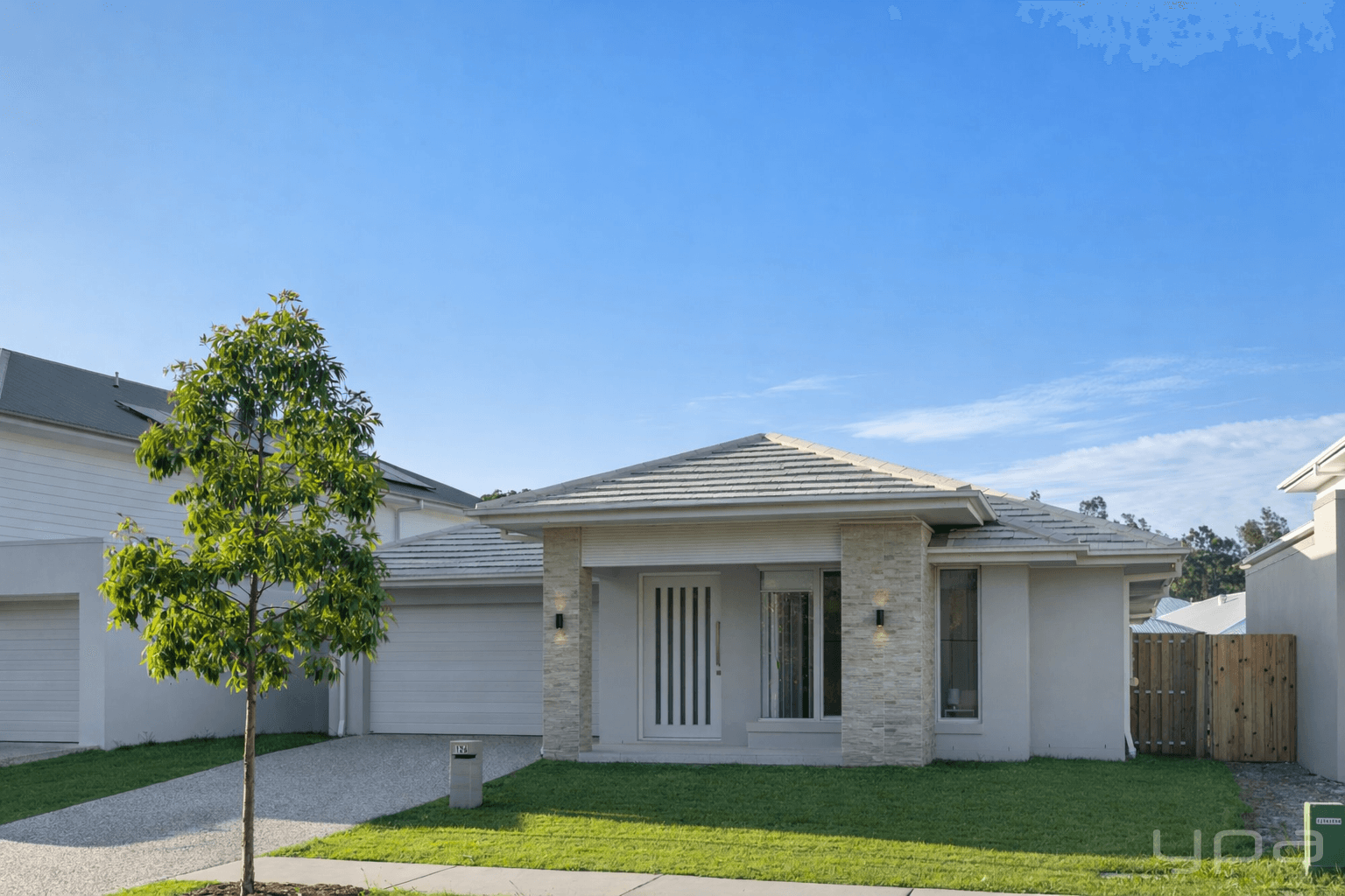 126 Cowell Drive, Burleigh Heads — photo 1 of 5