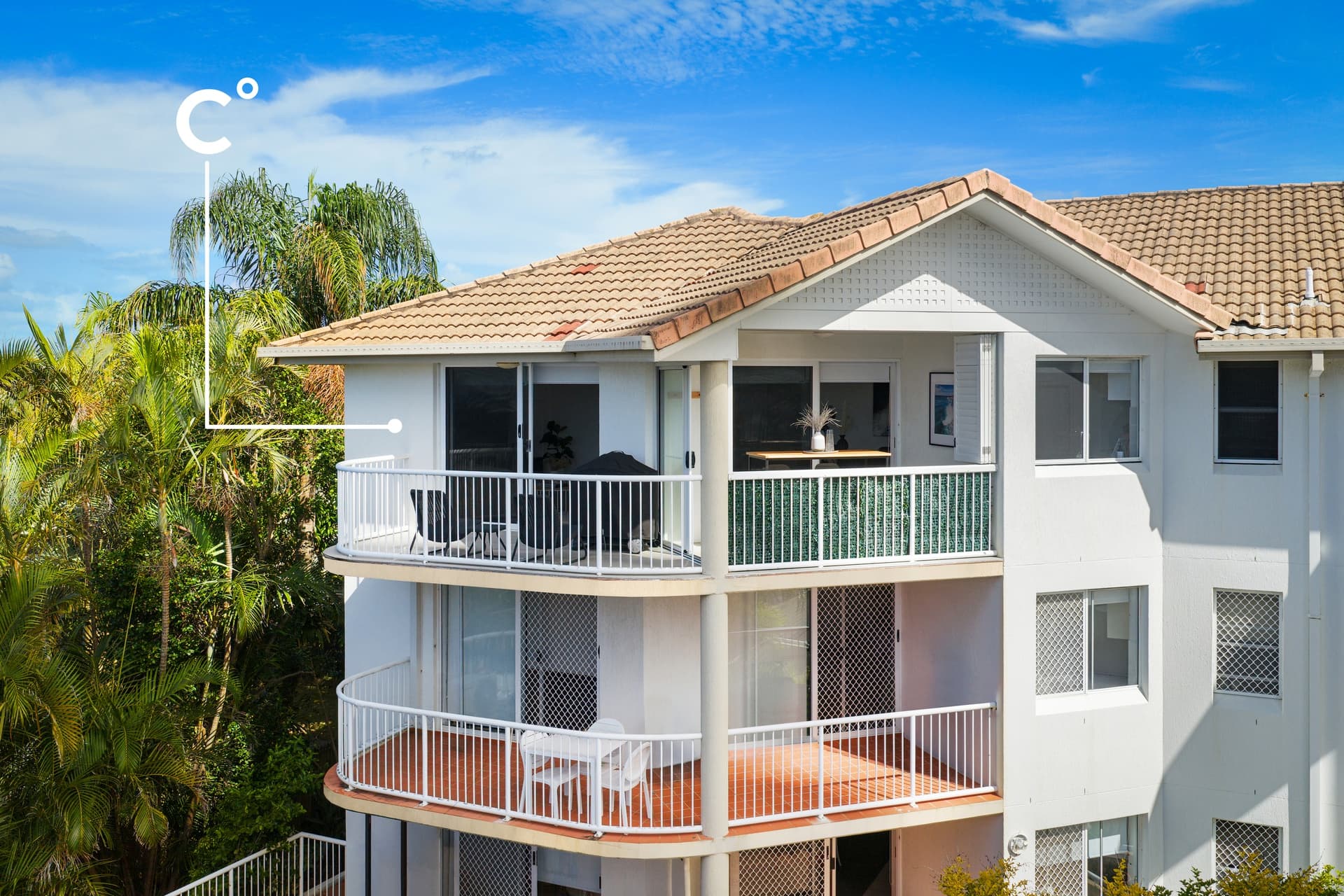 6/24-26 Peerless Avenue, Mermaid Beach — photo 2 of 5