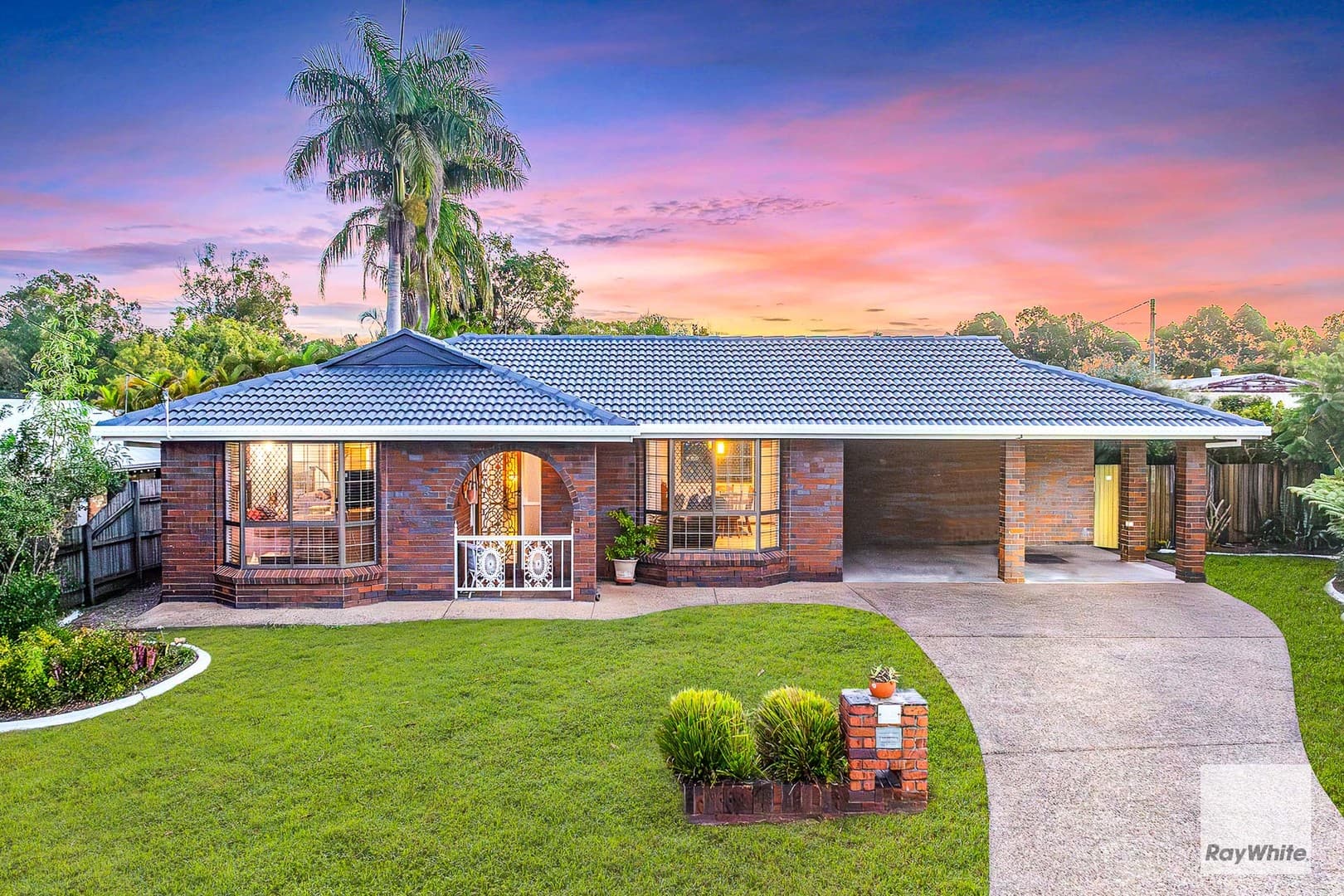 5 Saint Georges Court, Victoria Point — photo 1 of 25
