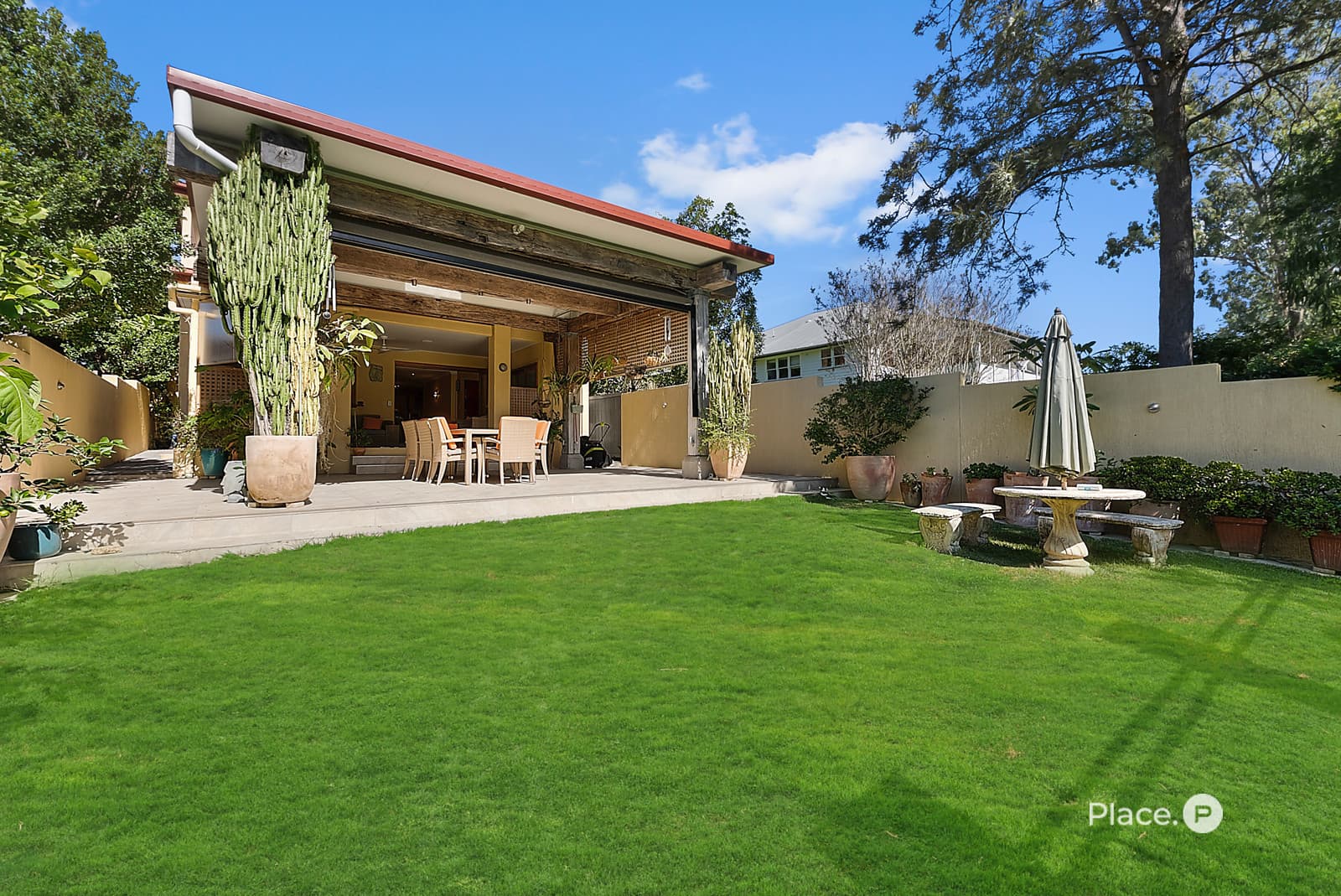 100 Edmondstone Street, Newmarket — photo 1 of 5