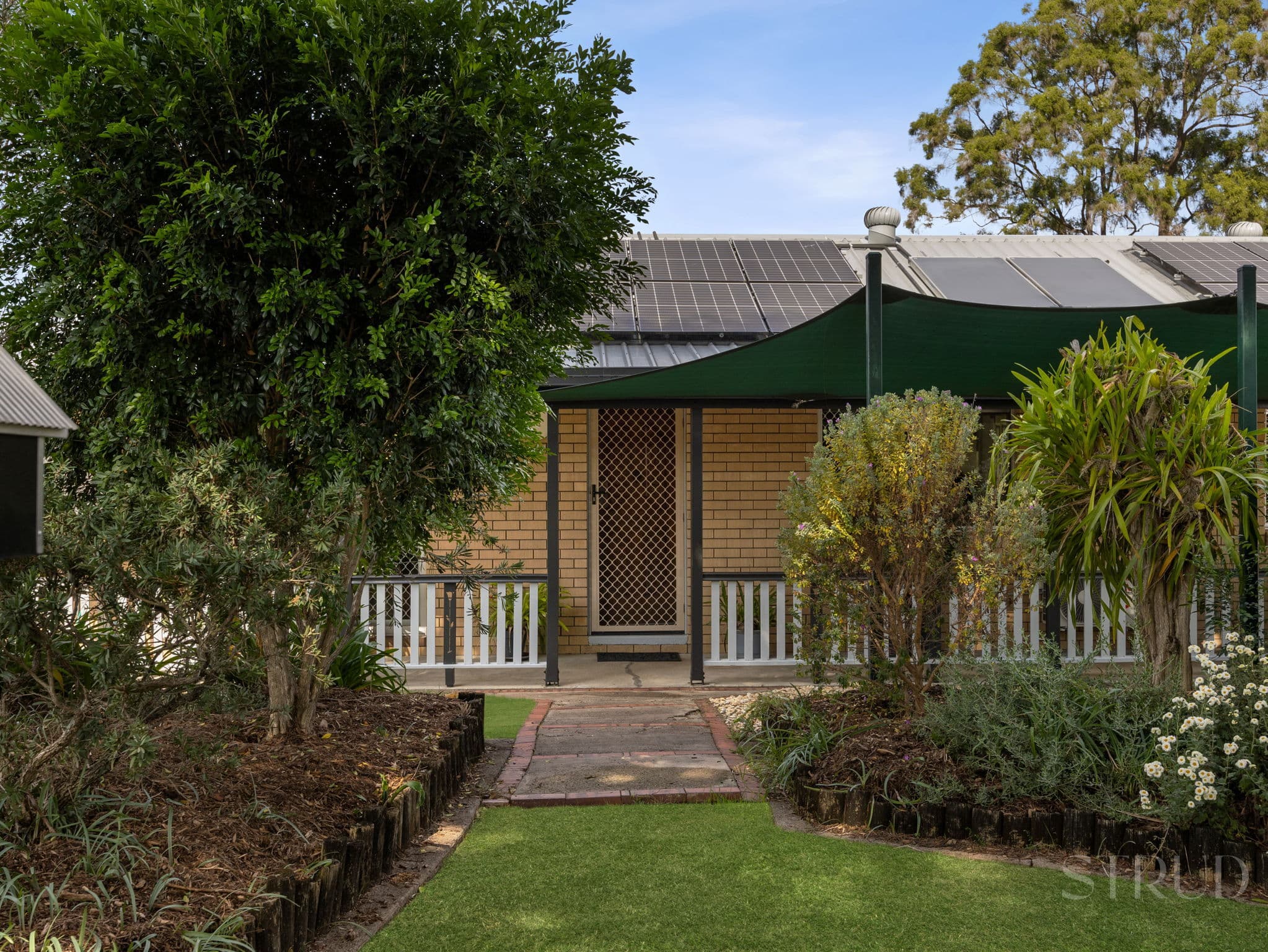 14 Laurel Street, Redbank Plains — photo 1 of 5