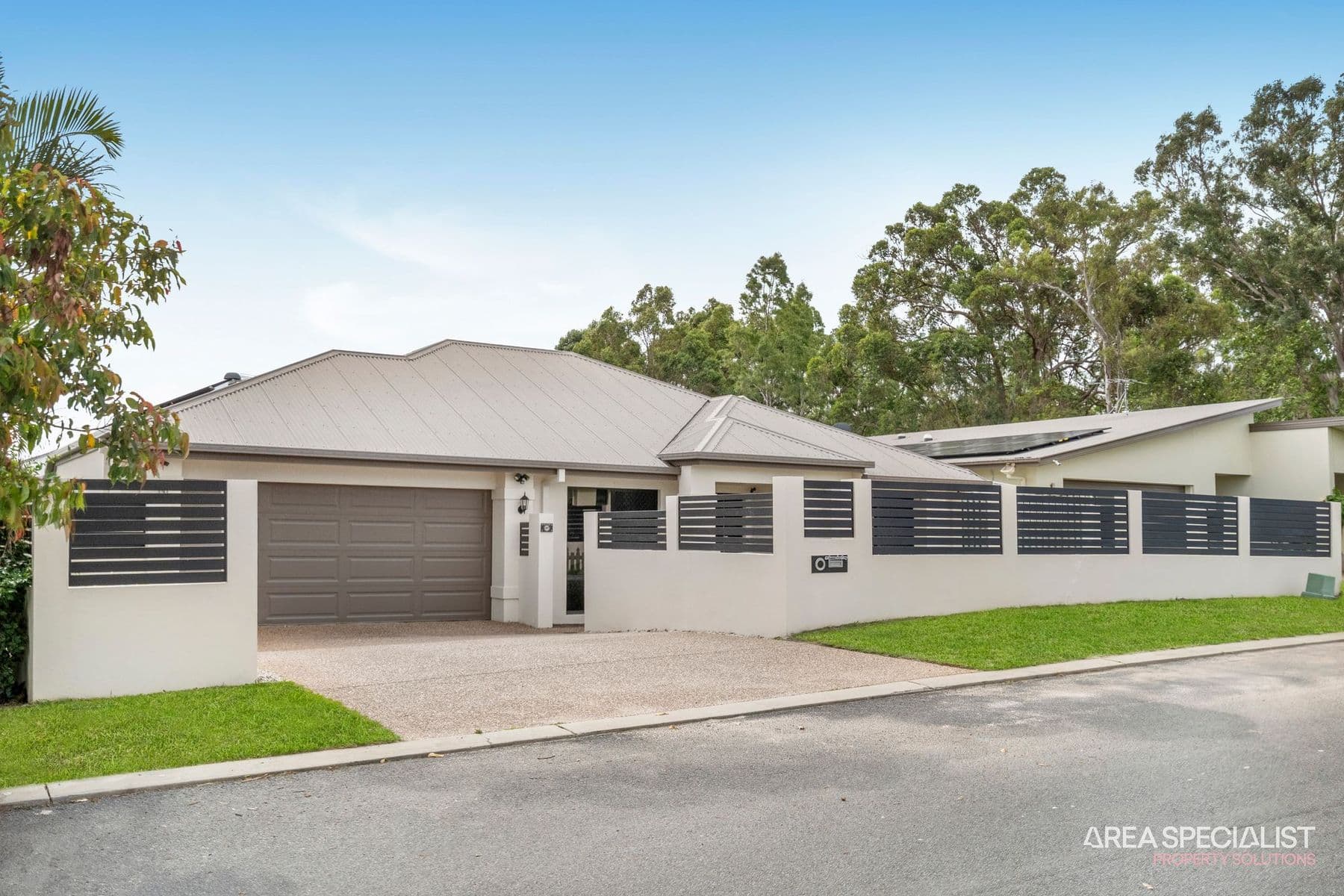 24 Summerlea Crescent, Ormeau — photo 1 of 5