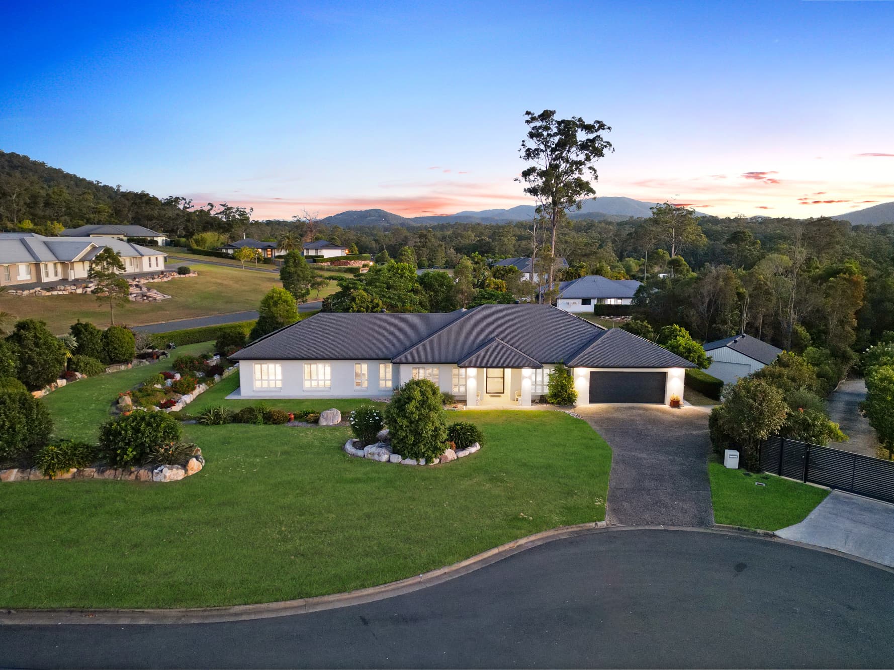 2 Gabor Court, Maudsland — photo 1 of 5