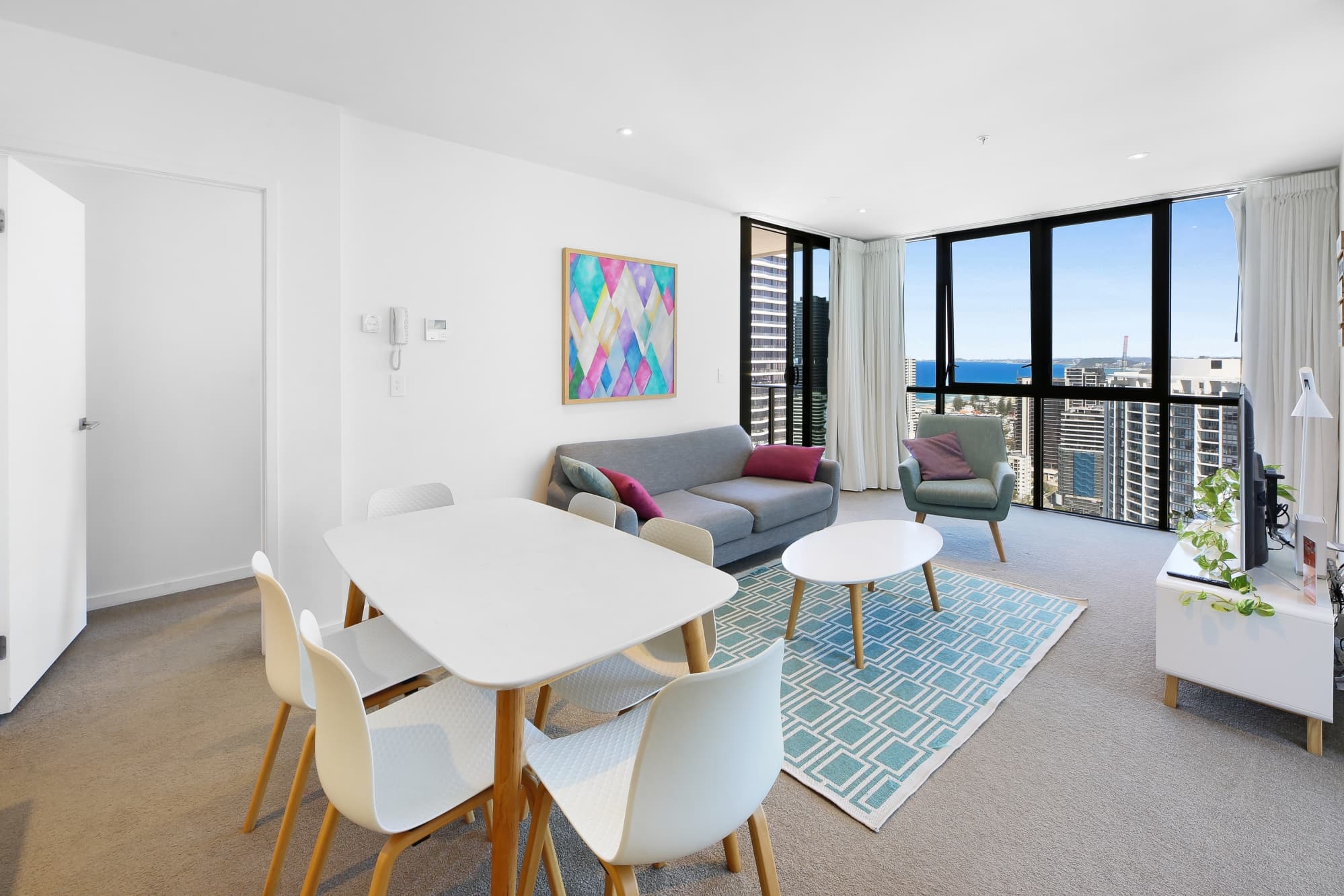 3306/2663 Gold Coast Highway, Broadbeach — photo 4 of 5