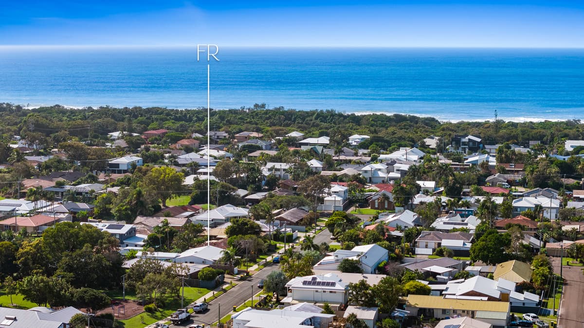 7 Nooree Street, Wurtulla — photo 1 of 5