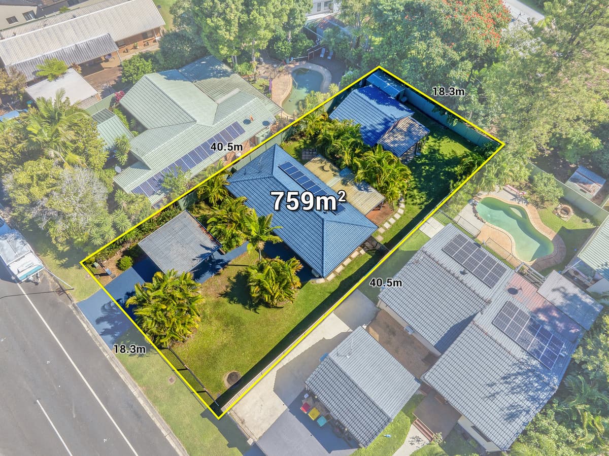 26 Dugandan Street, Nerang — photo 1 of 5