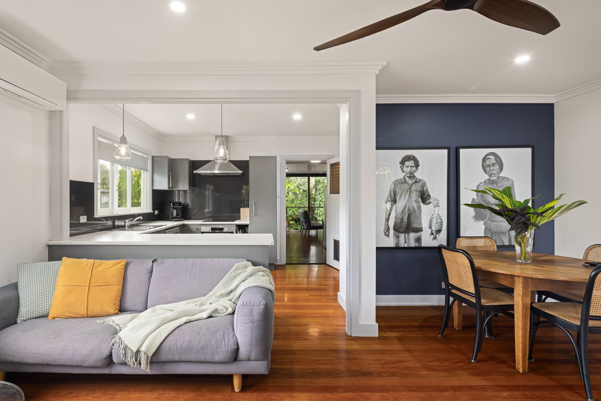254 Kitchener Road, Stafford Heights — photo 1 of 5