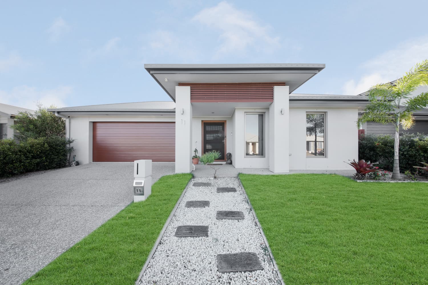 11 Bright Street, Palmview — photo 1 of 5