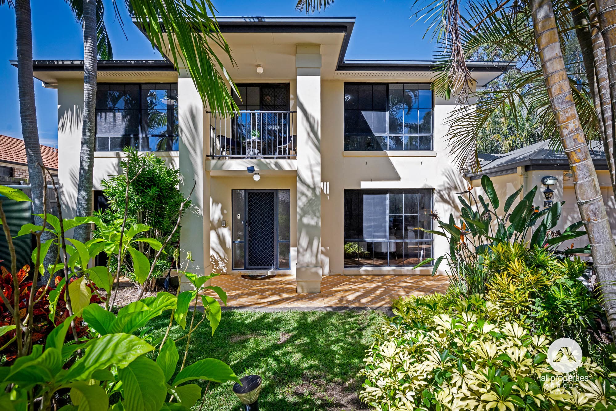 24 Nambung Place, Parkinson — photo 1 of 5