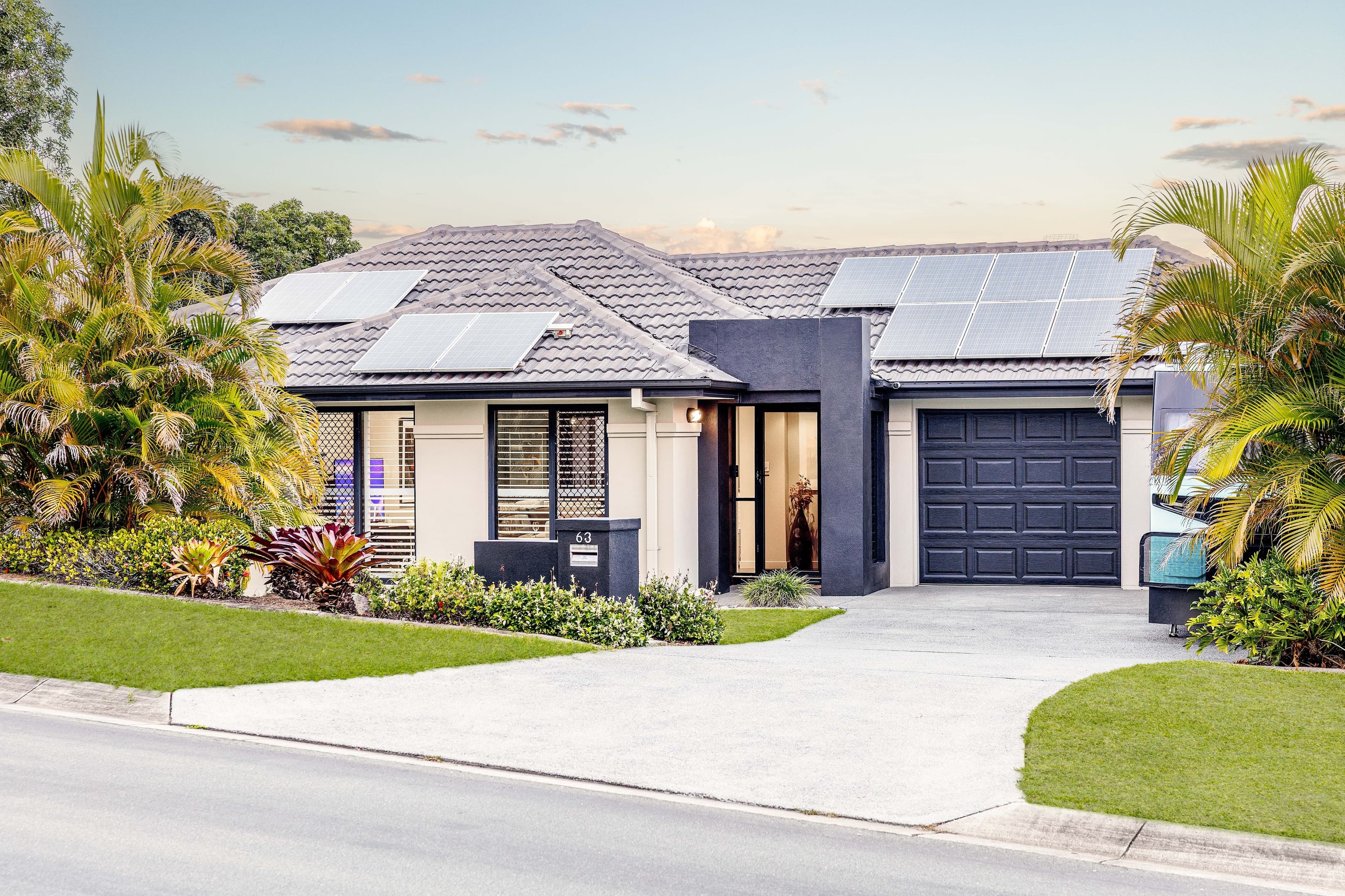 63 Southerden Drive, North Lakes — photo 1 of 5