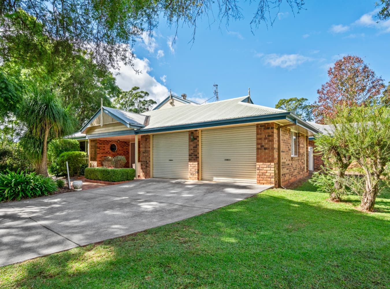 11 Cypress Street, Highfields — photo 1 of 11