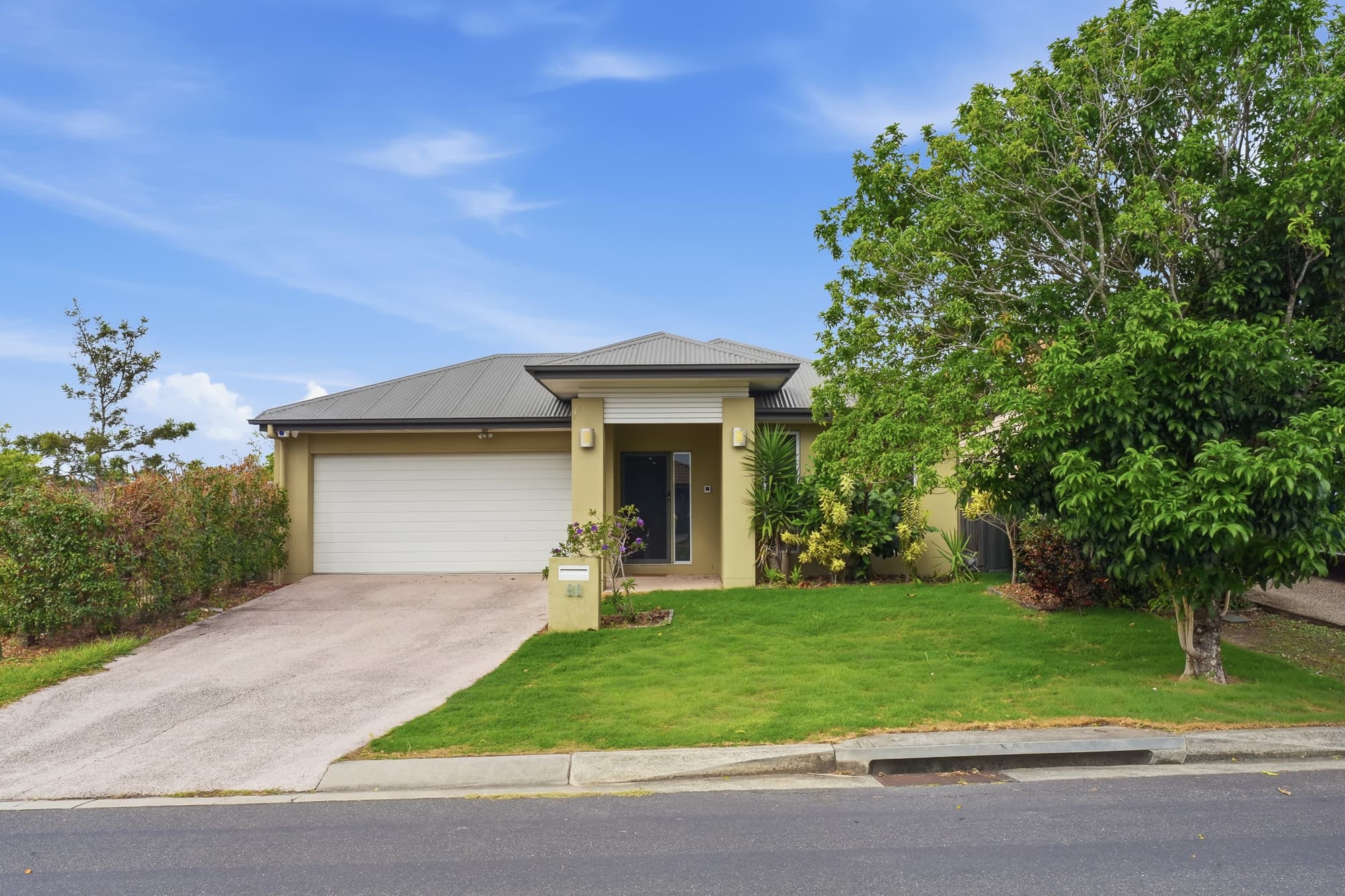 42 Shimao Crescent, North Lakes — photo 1 of 5