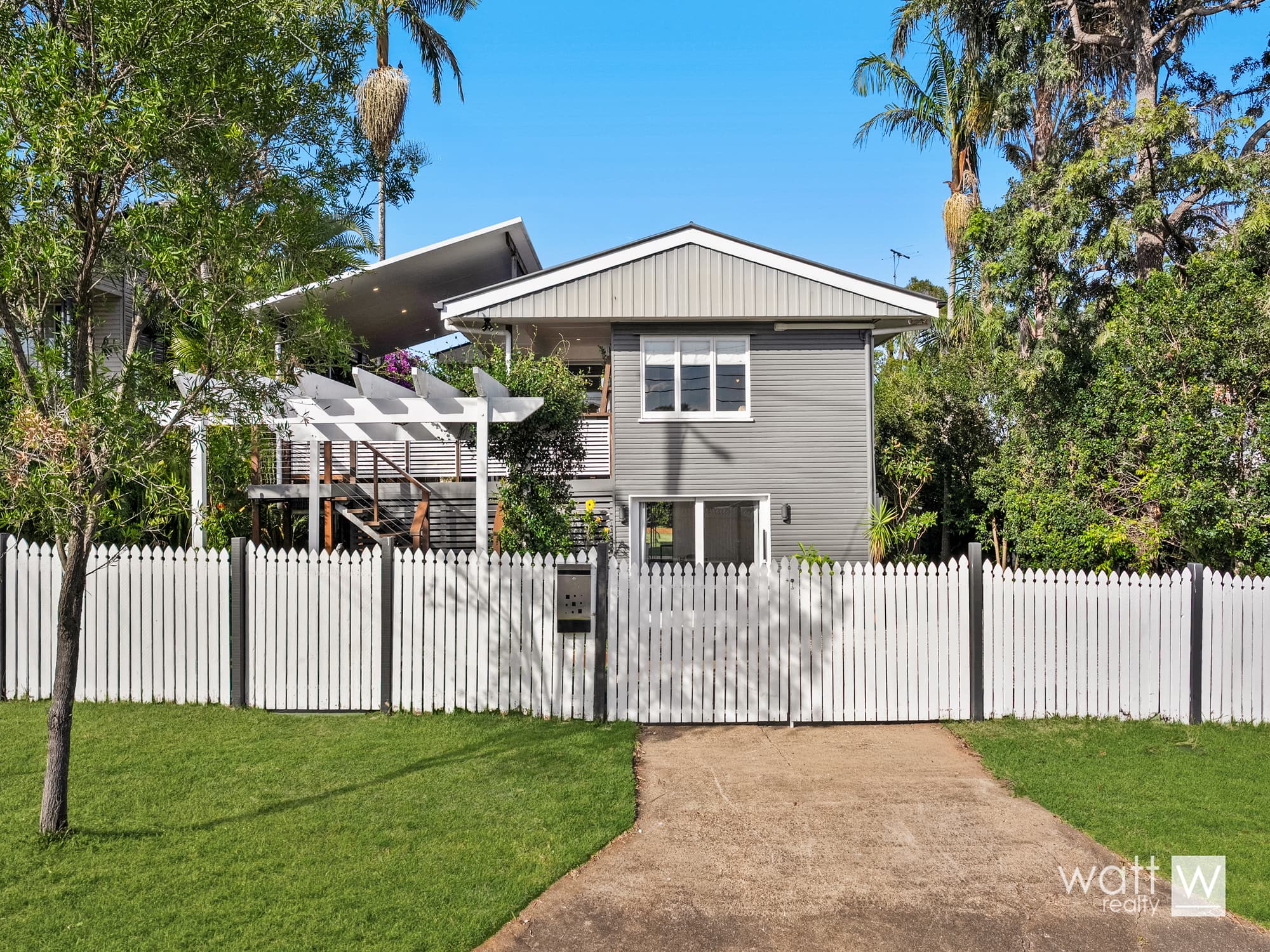 7 Tulkara Street, Manly West — photo 1 of 5