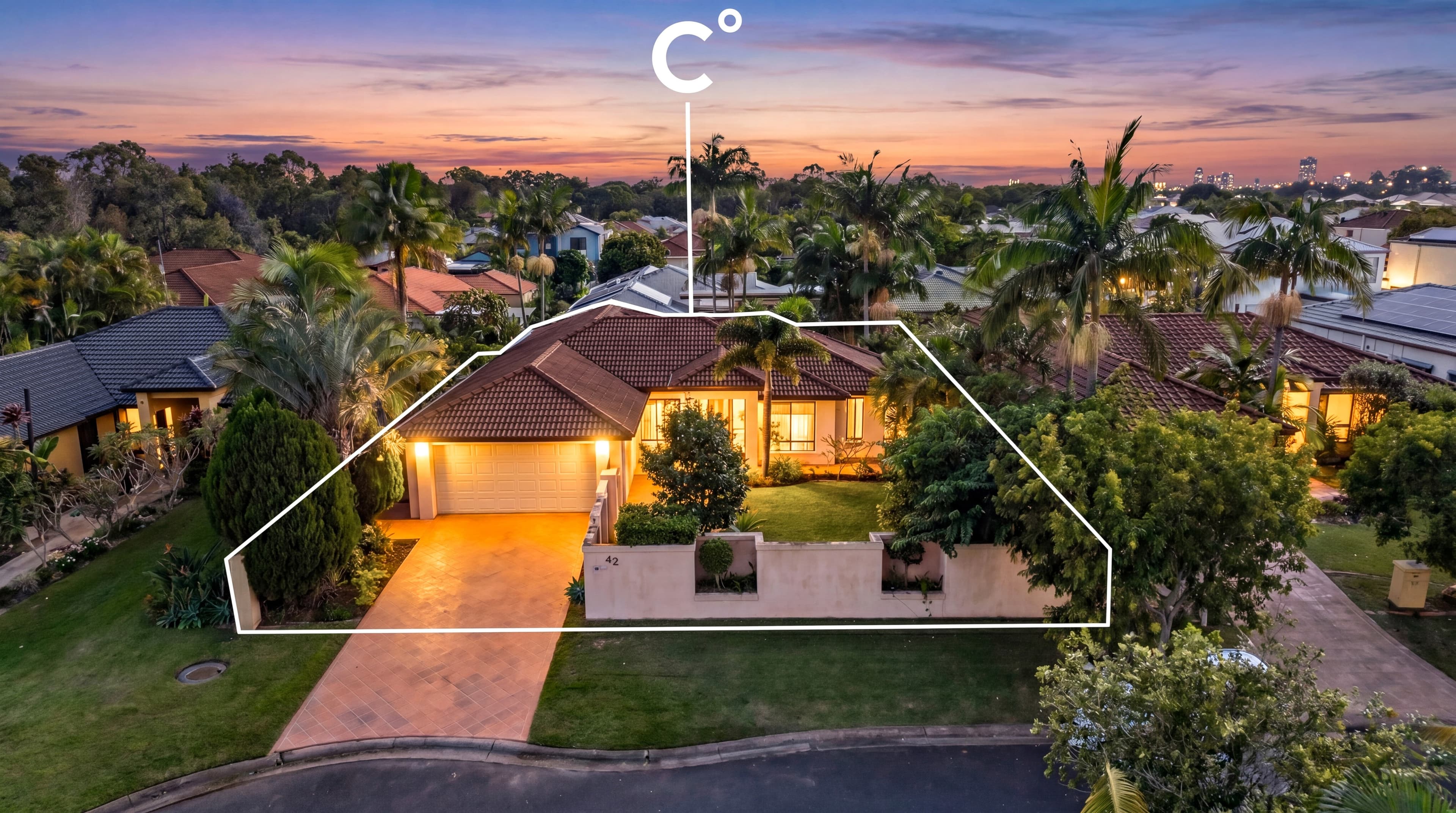 42 Sea Eagle Drive, Burleigh Waters — photo 1 of 5
