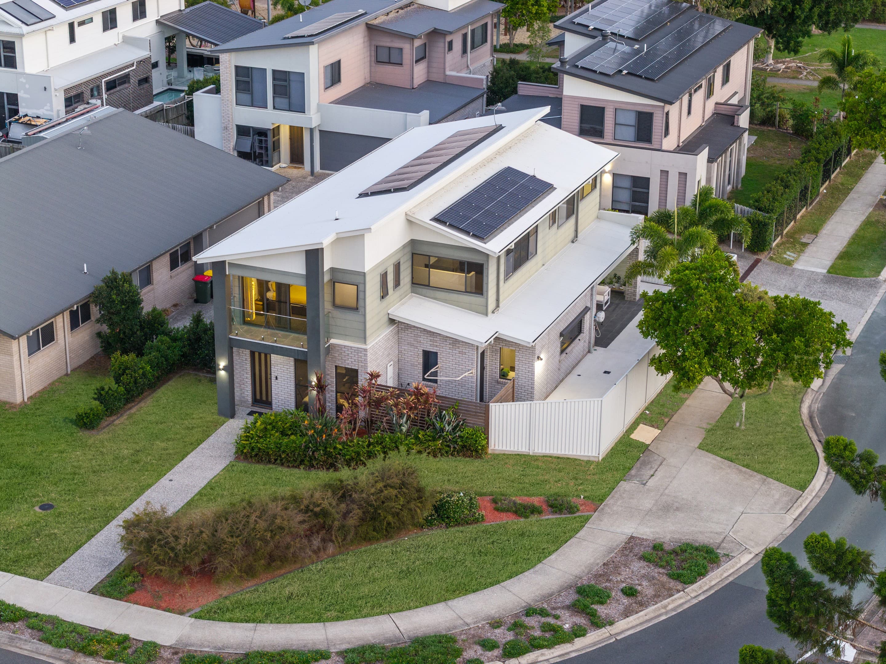 16 Stodart Terrace, Mango Hill — photo 1 of 5