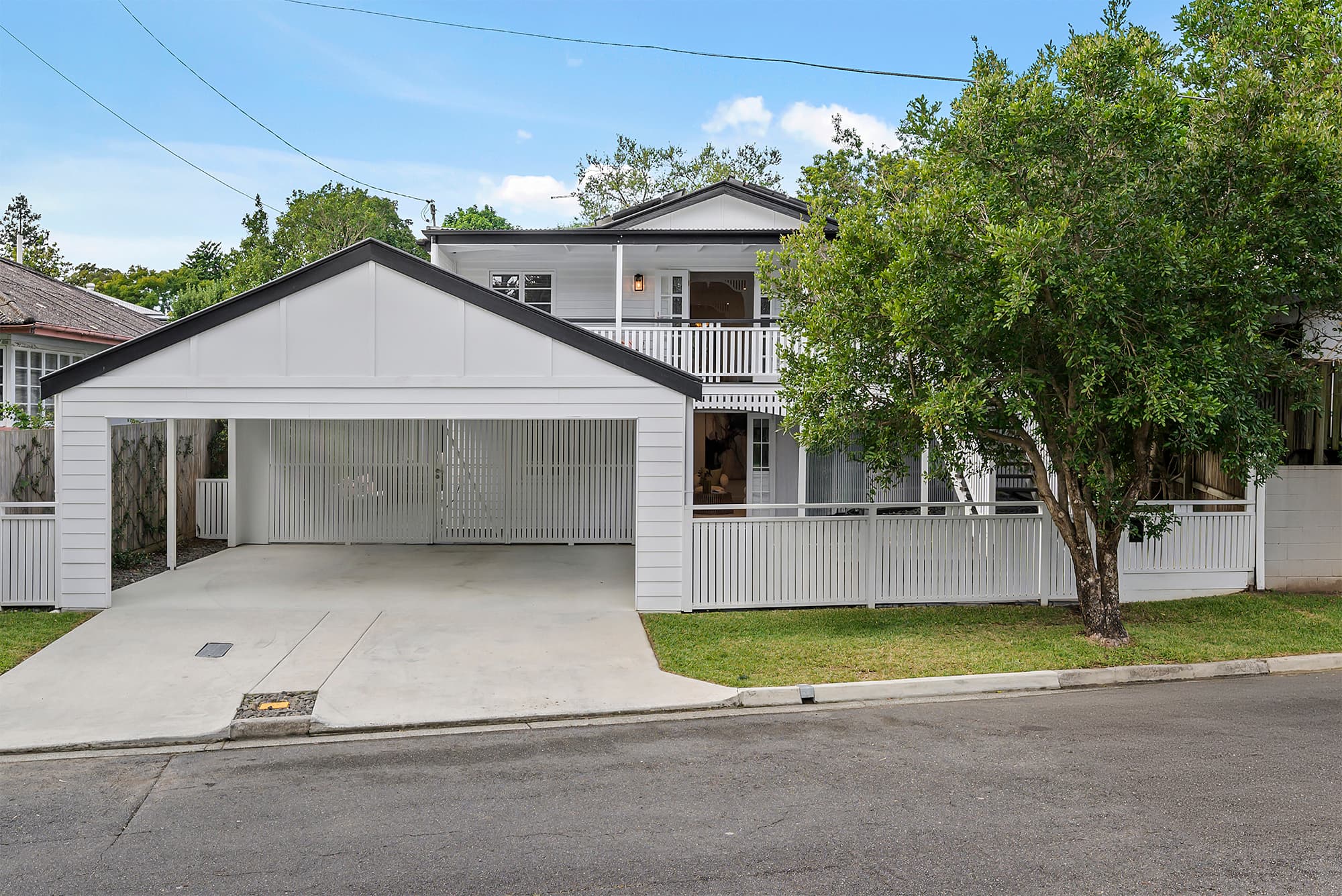 42 Pitt Street, Annerley — photo 1 of 24