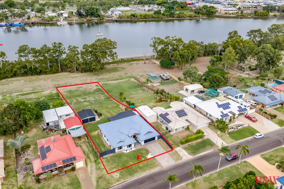 25 Mariners Way, Bundaberg North — photo 1 of 5