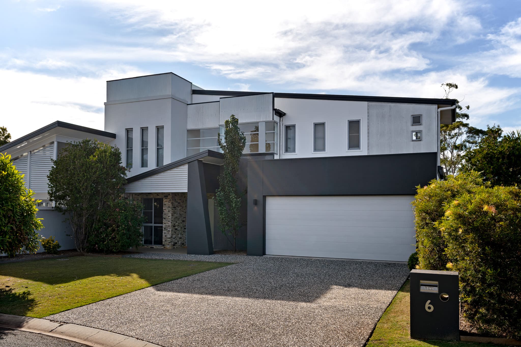 6 Paringa Close, Middle Ridge, Middle Ridge — photo 1 of 5