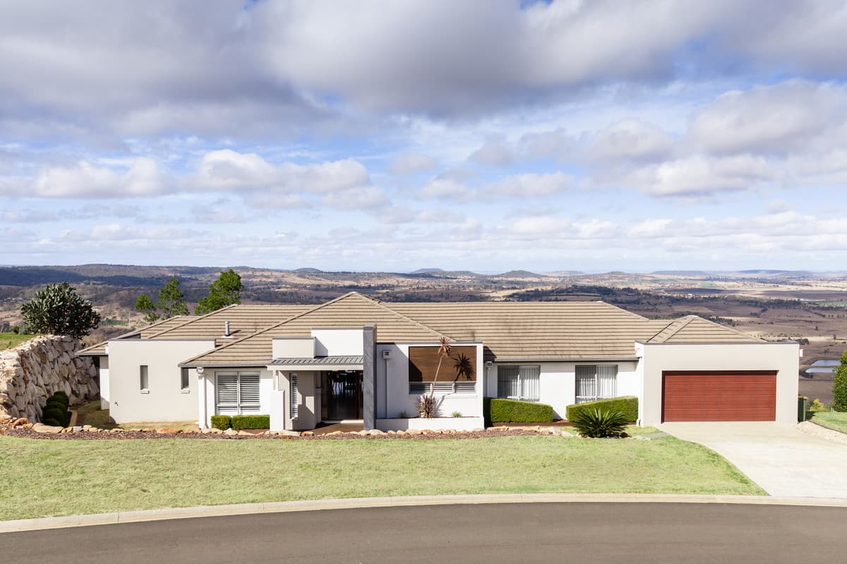 40 Panoramic Drive, Preston — photo 1 of 5