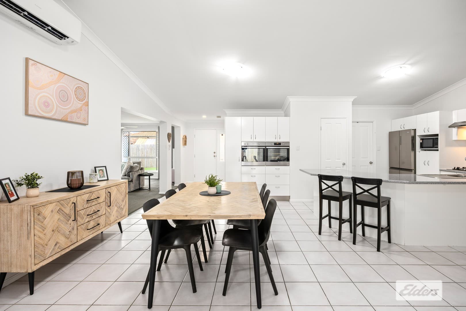 38 Benwerrin Road, Loganholme — photo 1 of 5