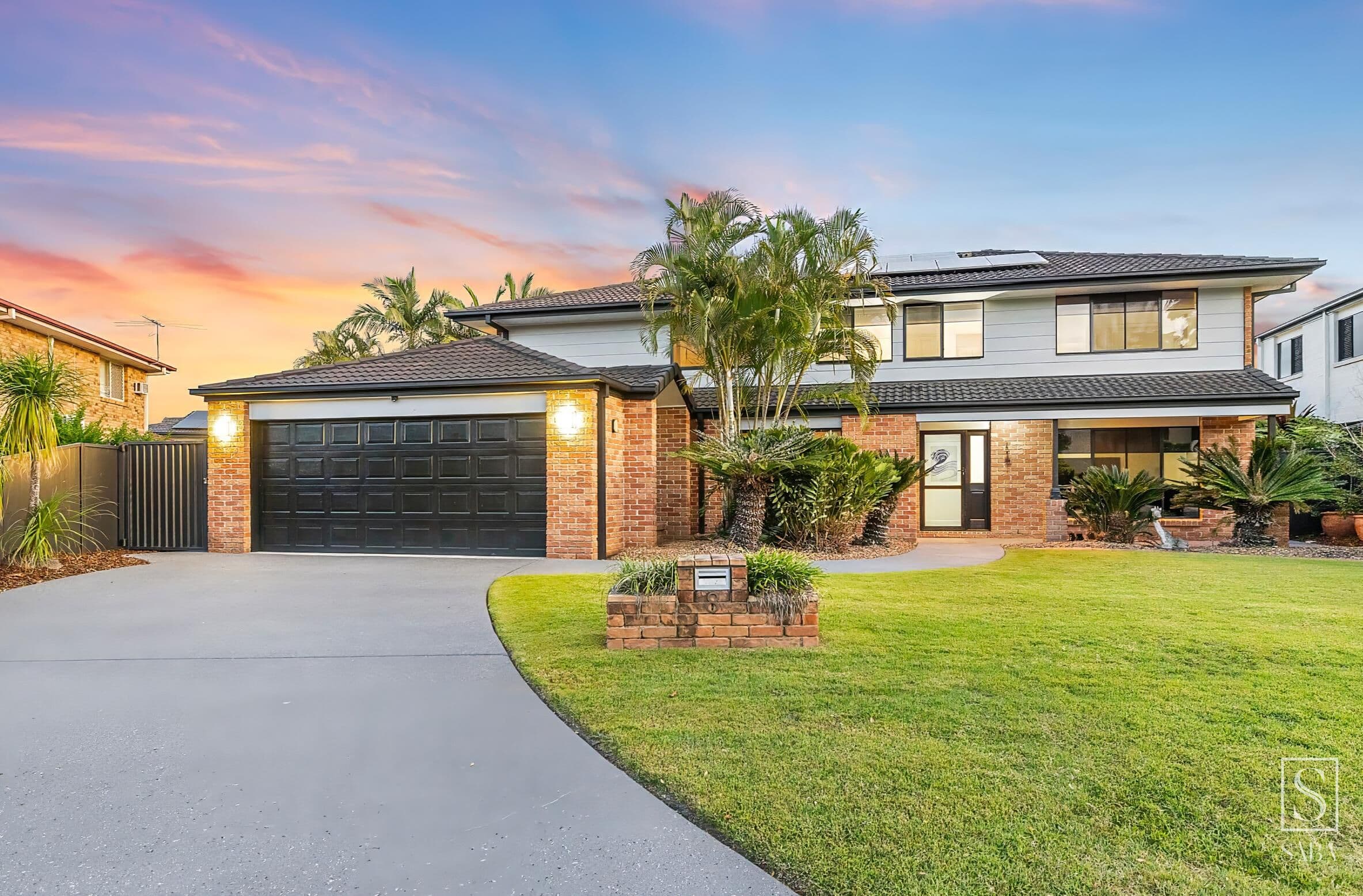 8 Bellfield Place, Westlake — photo 1 of 5