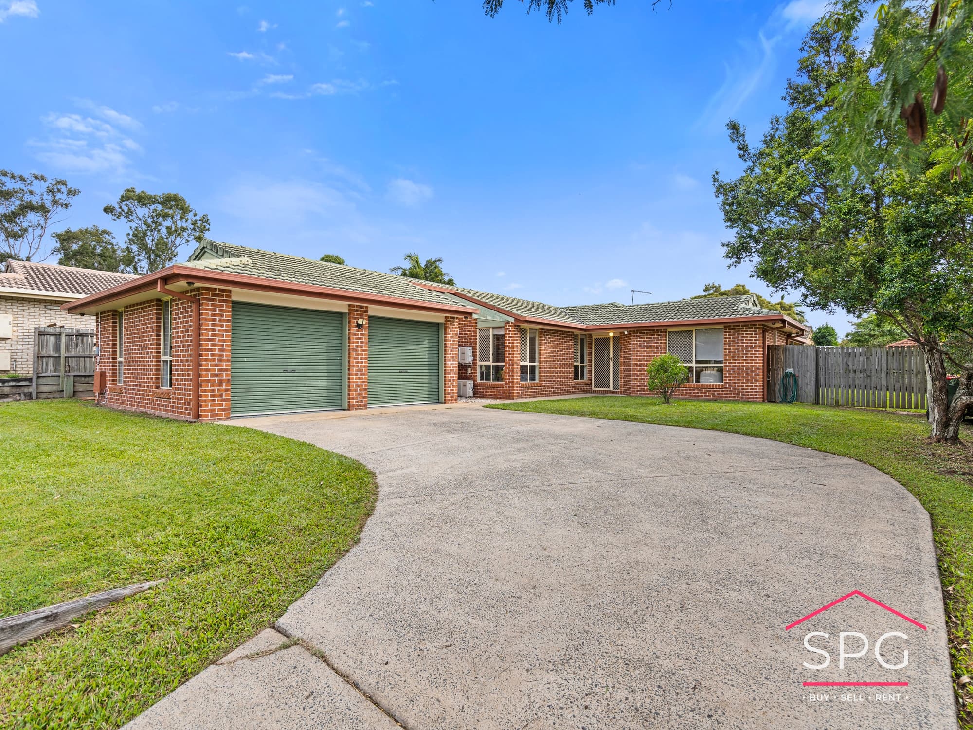 15 Crusoe Place, Tingalpa — photo 1 of 21