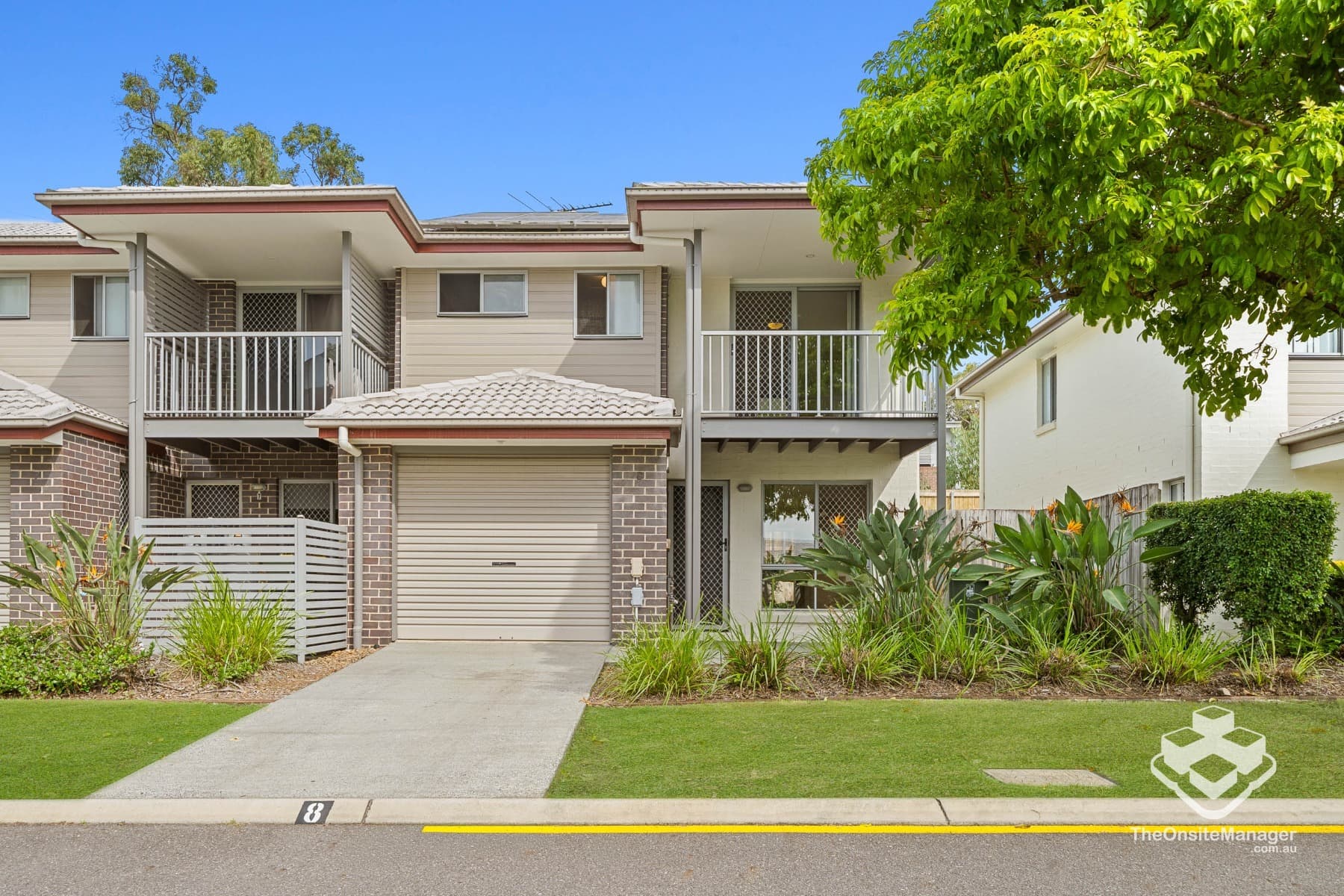 8/2311 Logan Road, Eight Mile Plains — photo 1 of 5