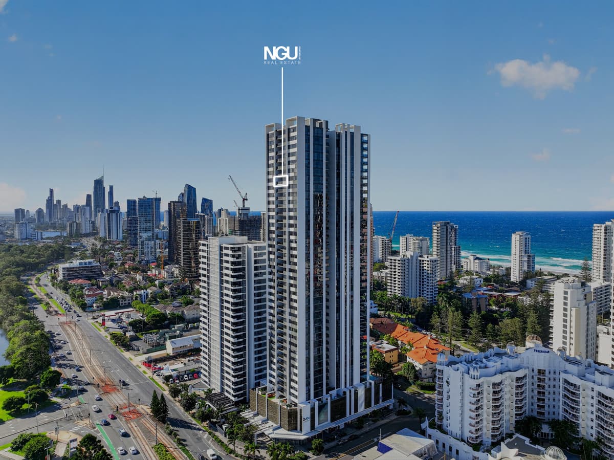 169/31 Queensland Avenue, Broadbeach — photo 1 of 5