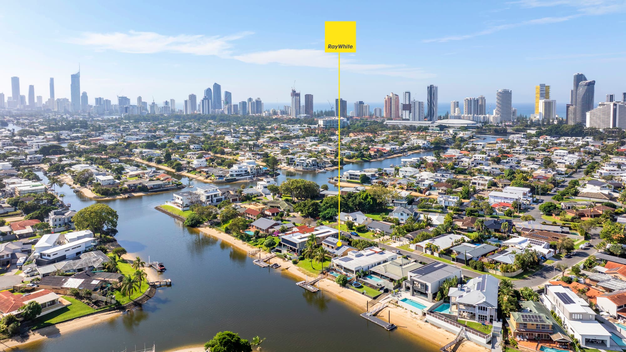 26 Welby Street, Broadbeach Waters — photo 1 of 5