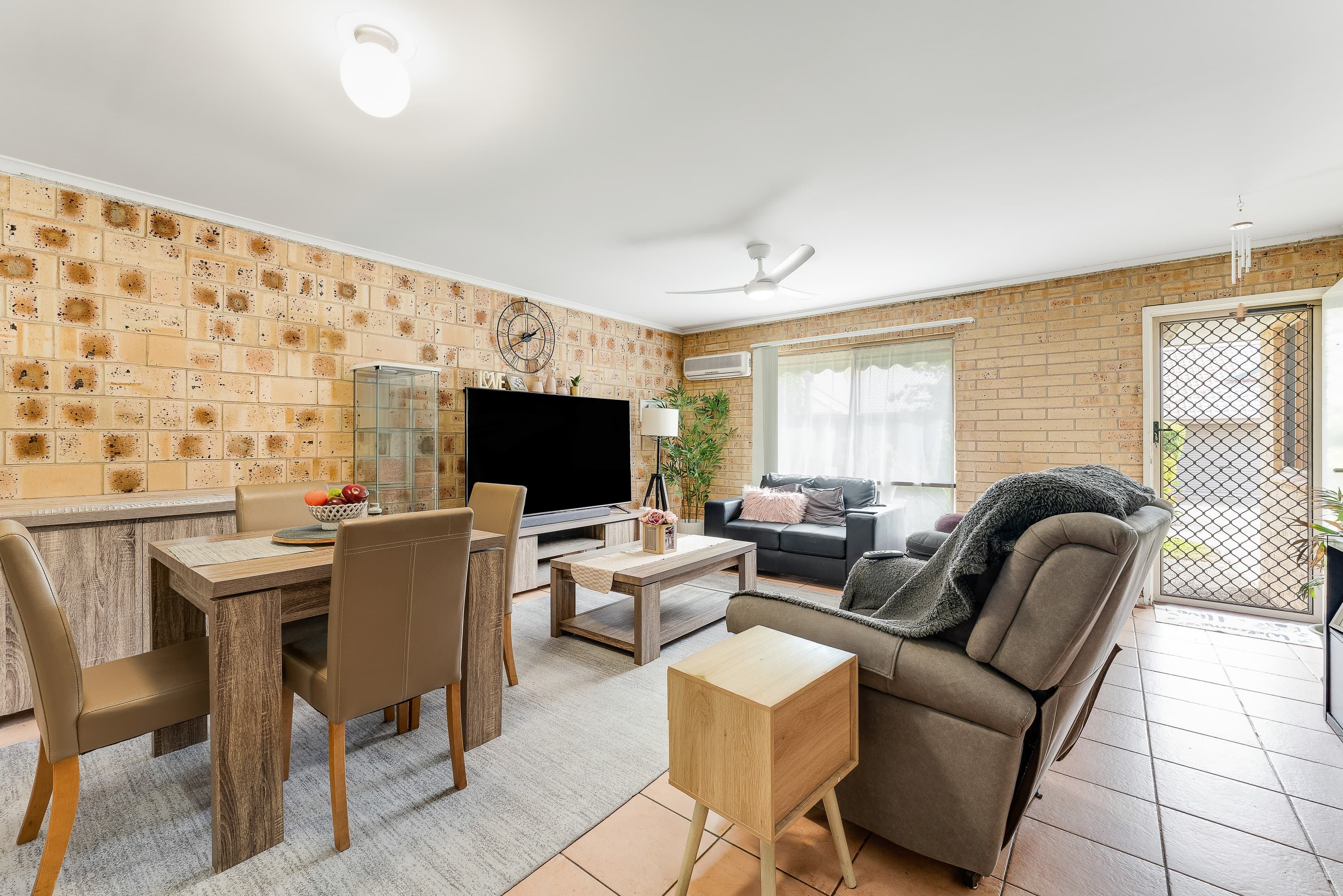 10/25-29 Bourke Street, Waterford West — photo 1 of 5
