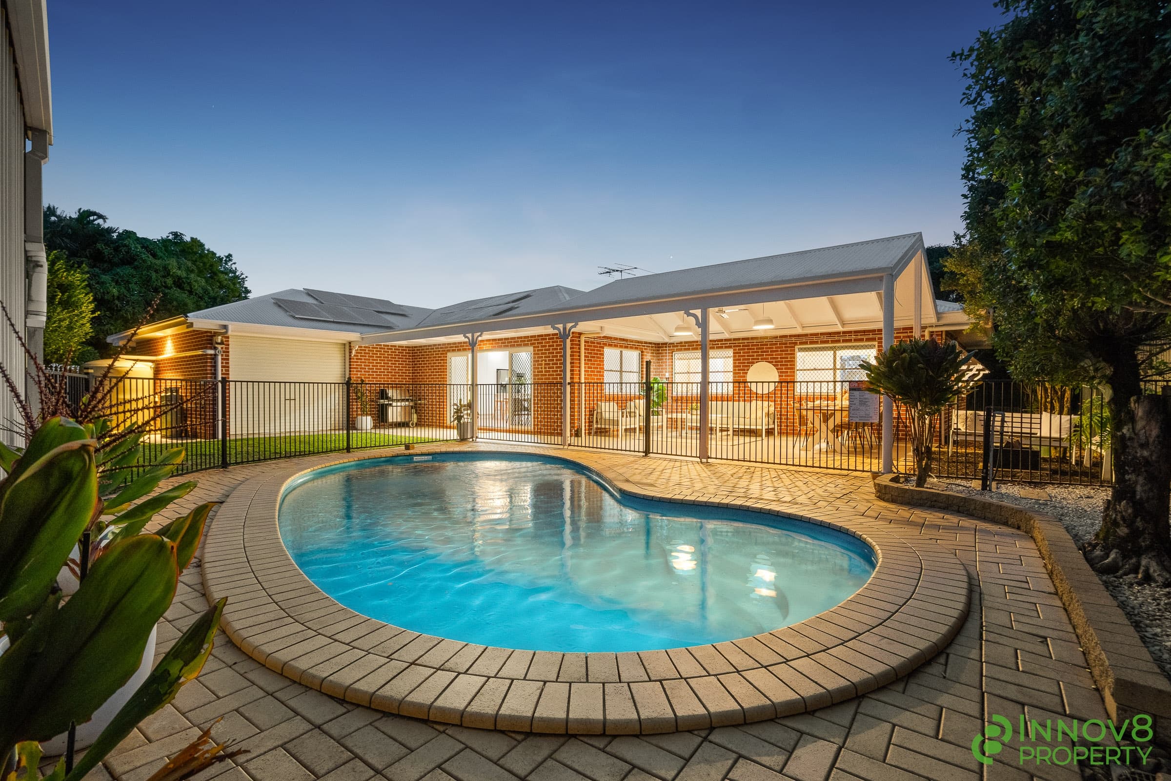4 Cooba Court, Murrumba Downs — photo 1 of 5