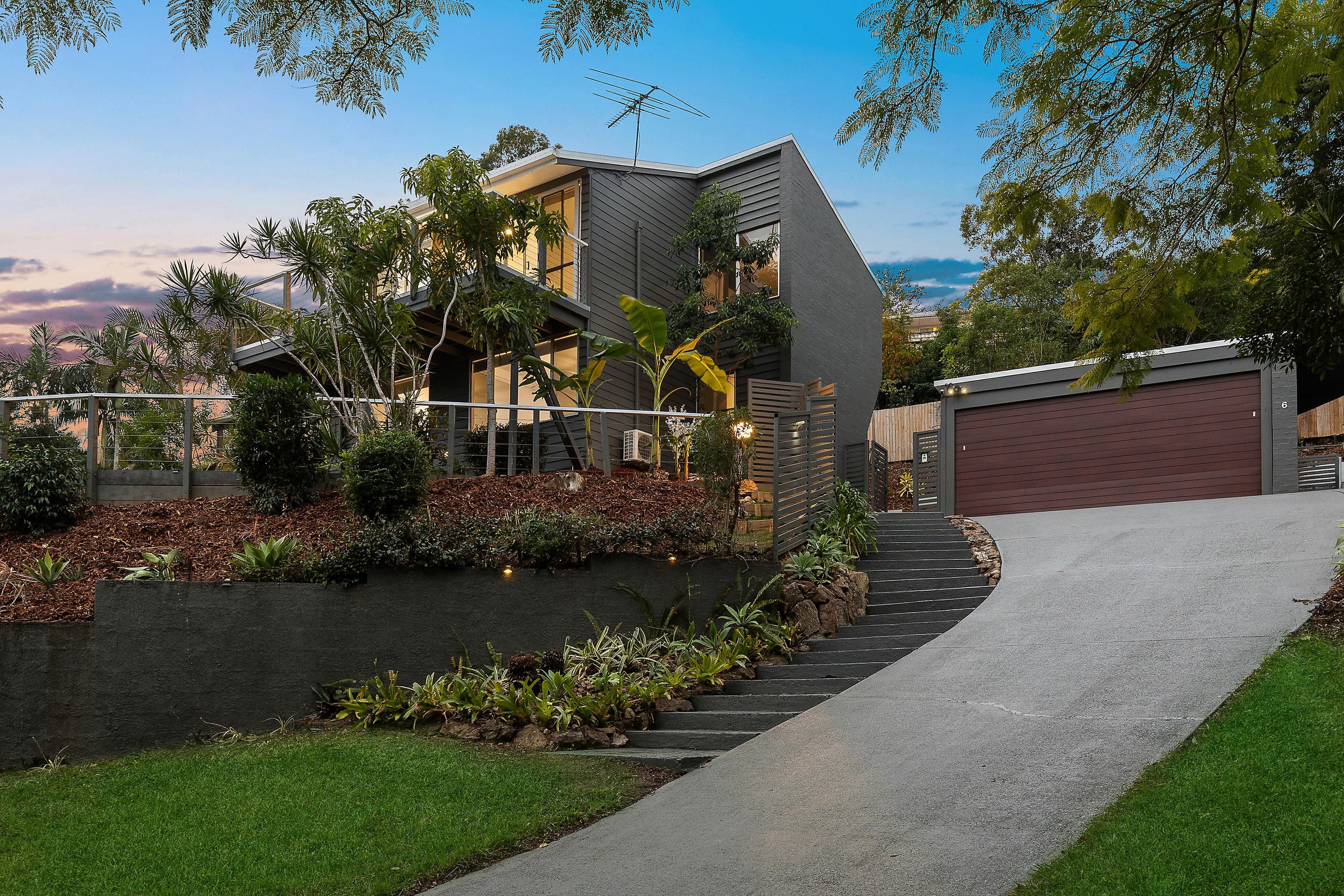 6 Christella Court, Kenmore Hills — photo 1 of 5