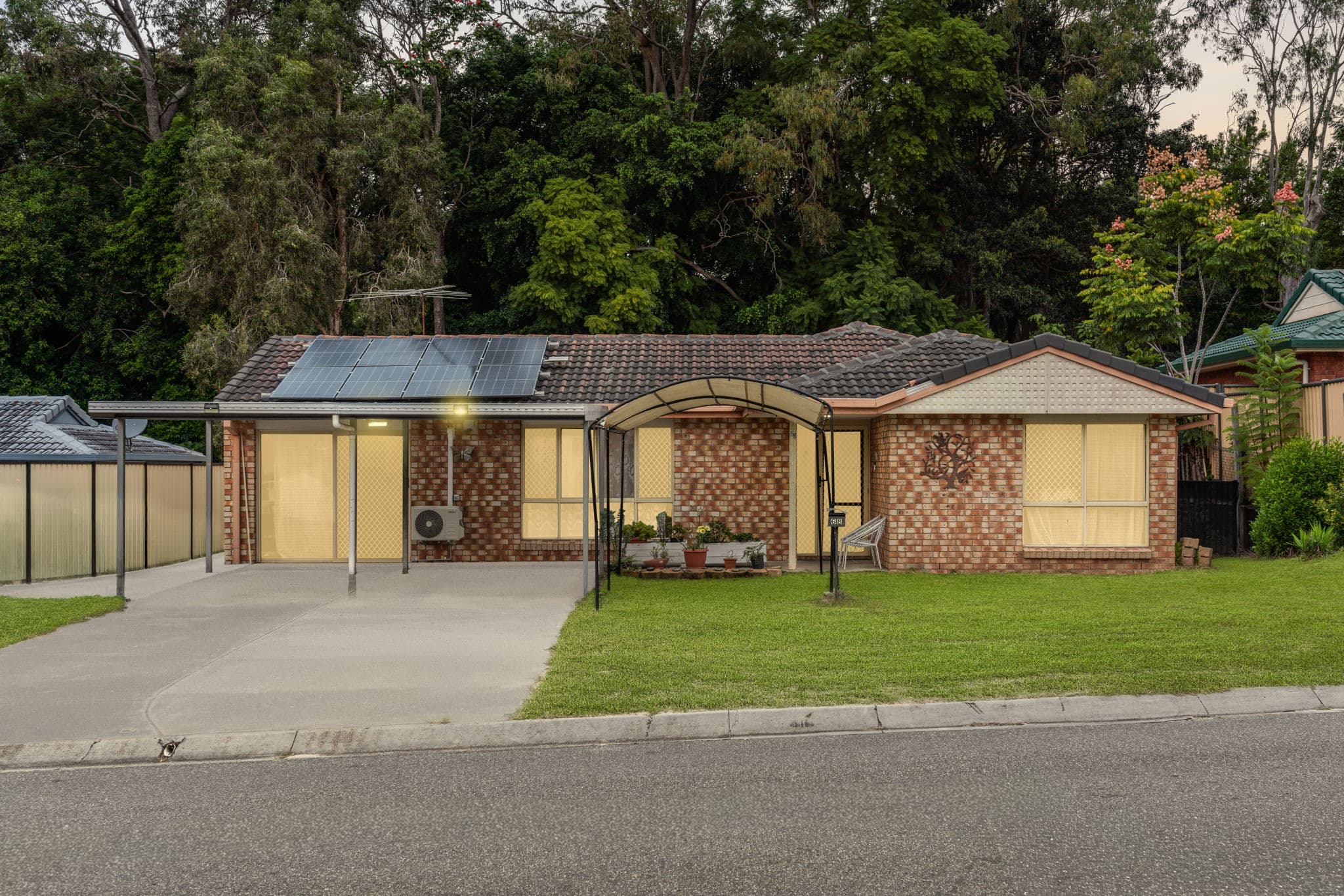 68 Moreton Street, Boronia Heights — photo 1 of 5
