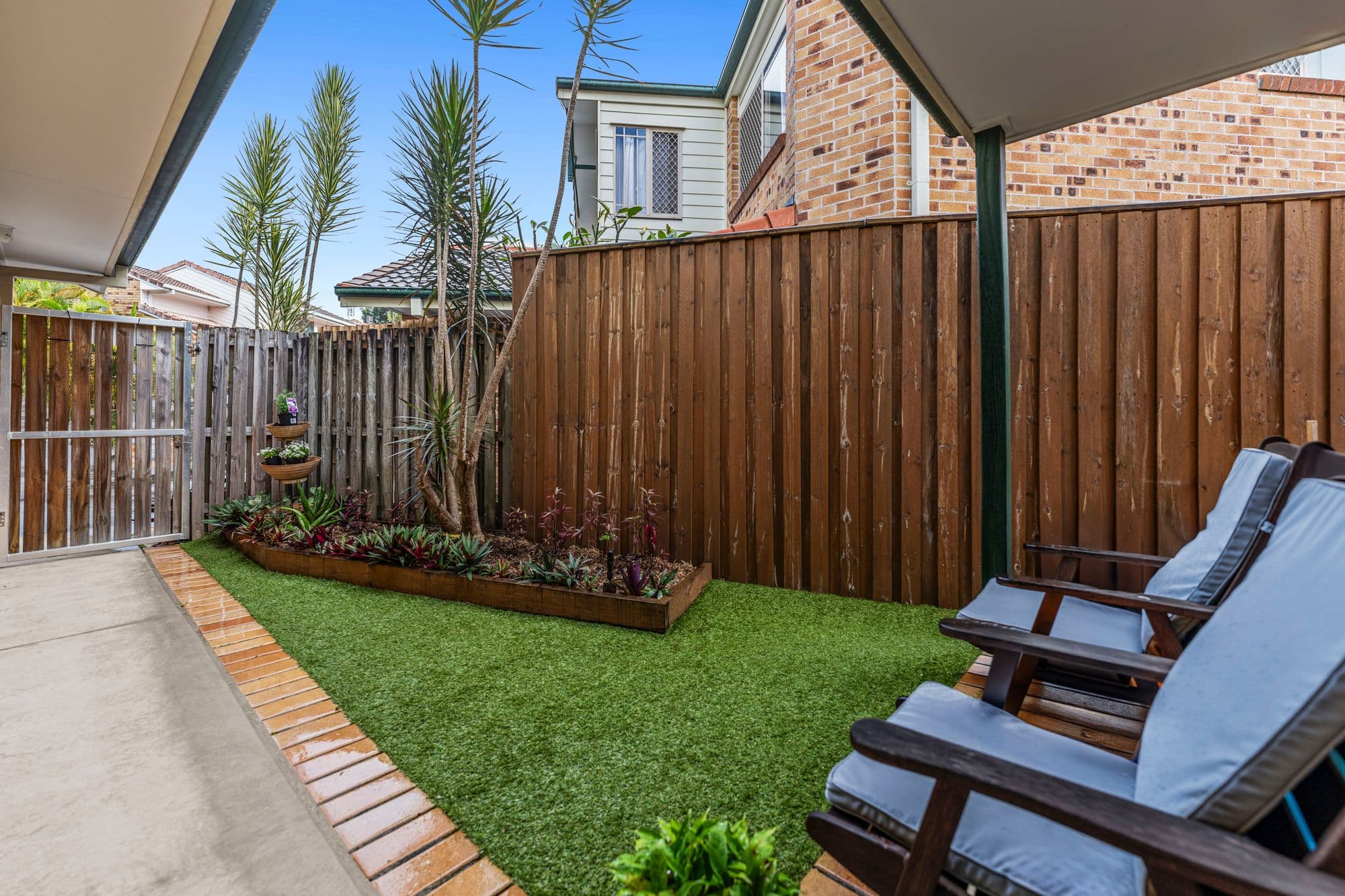 3/6 Maranta Street, Elanora — photo 1 of 5