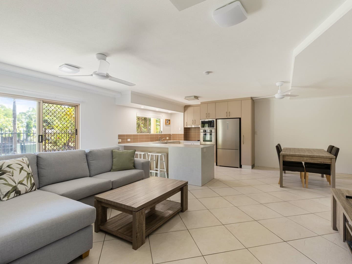 7/11-15 Port Douglas Road, Port Douglas — photo 1 of 5