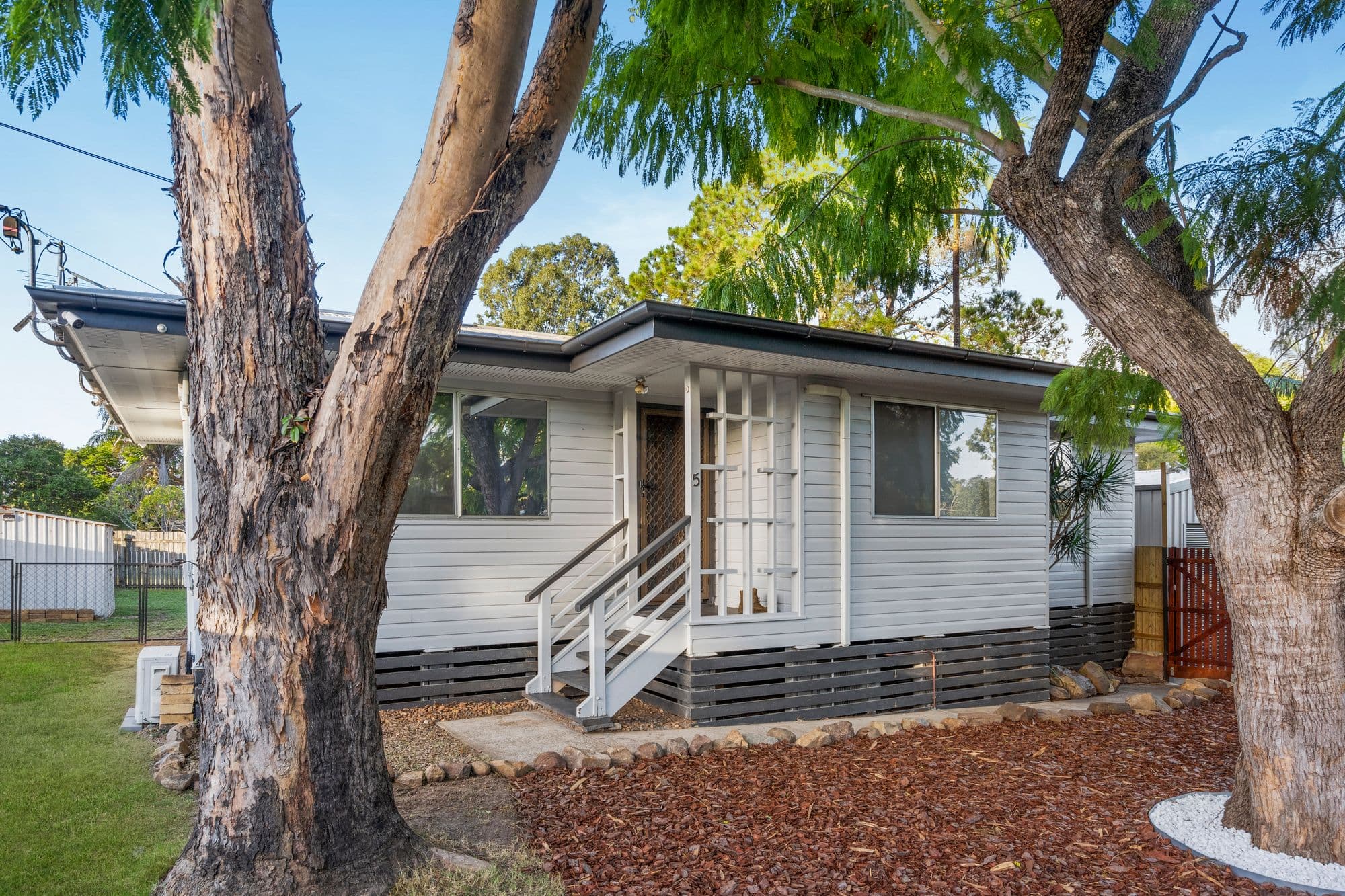 5 Bass Street, Leichhardt — photo 1 of 14