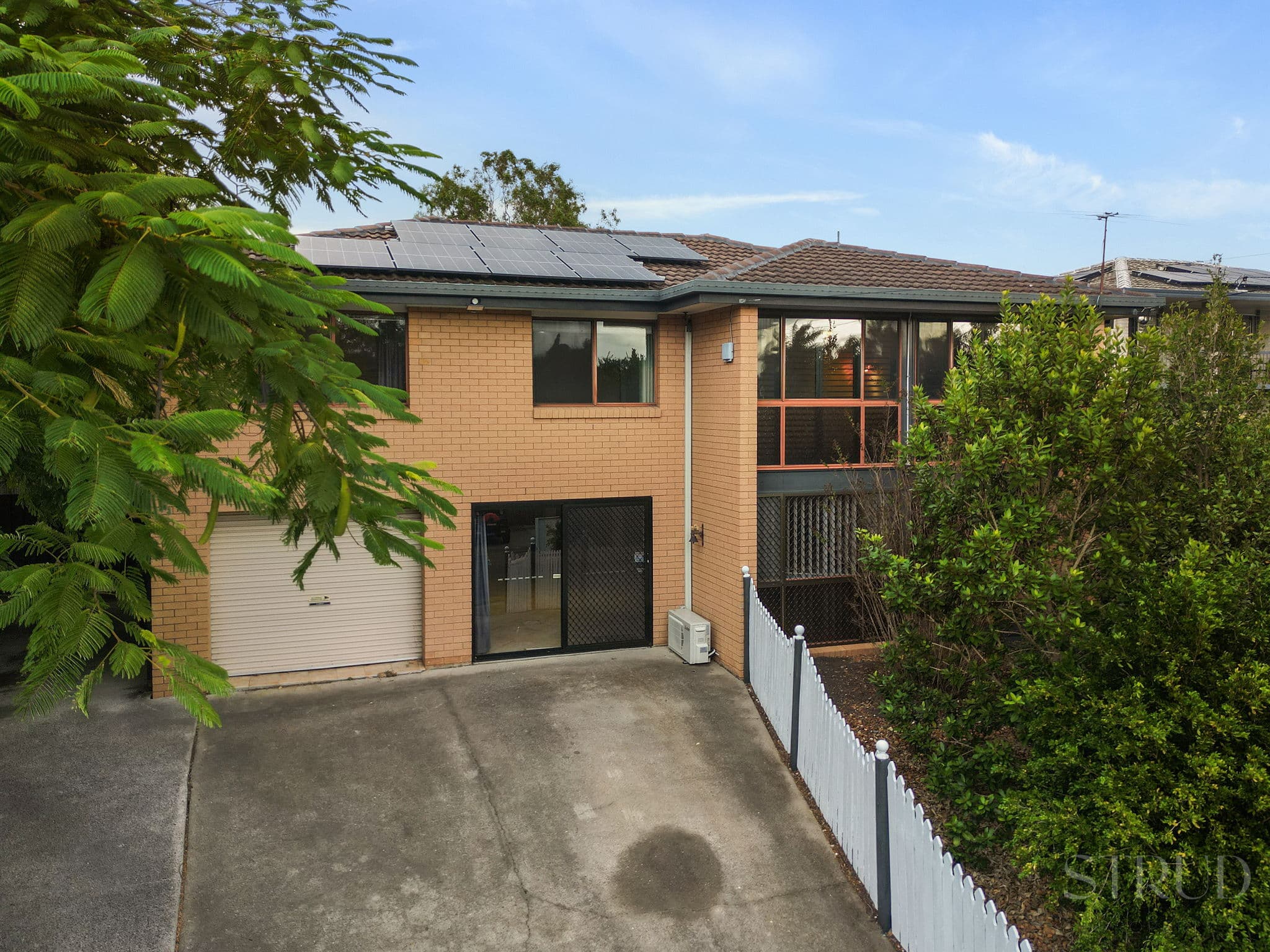 12 Cashmere Street, Redbank Plains — photo 1 of 5