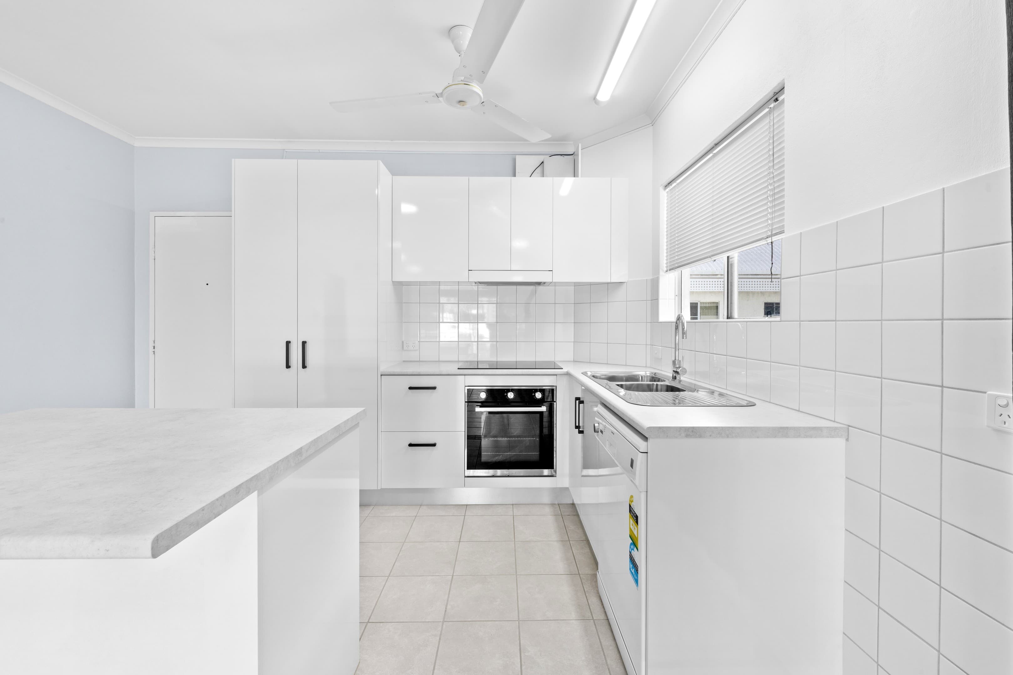 17/208 Grafton Street, Cairns North — photo 1 of 5