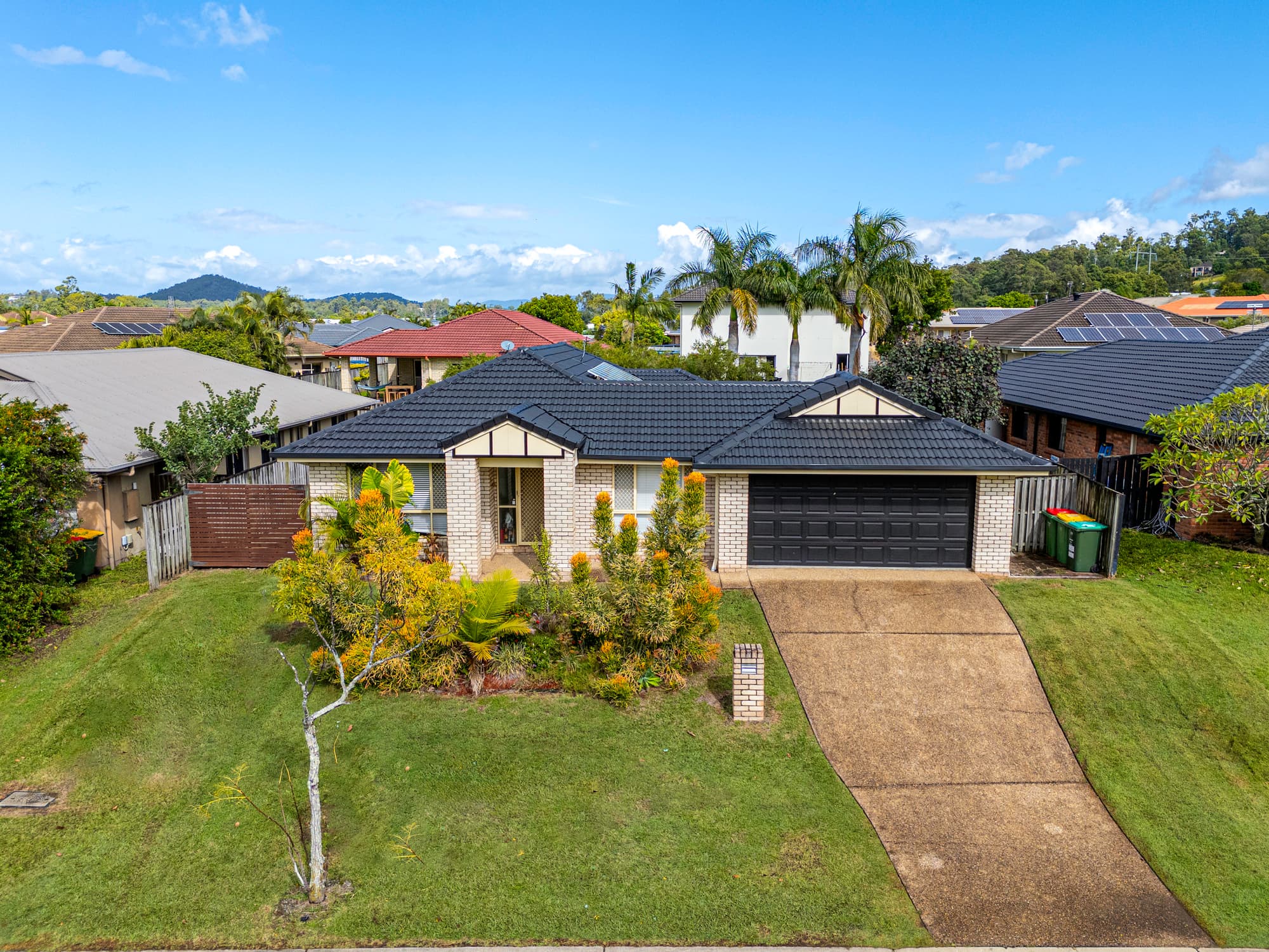 11 Monarch Avenue, Upper Coomera — photo 1 of 5
